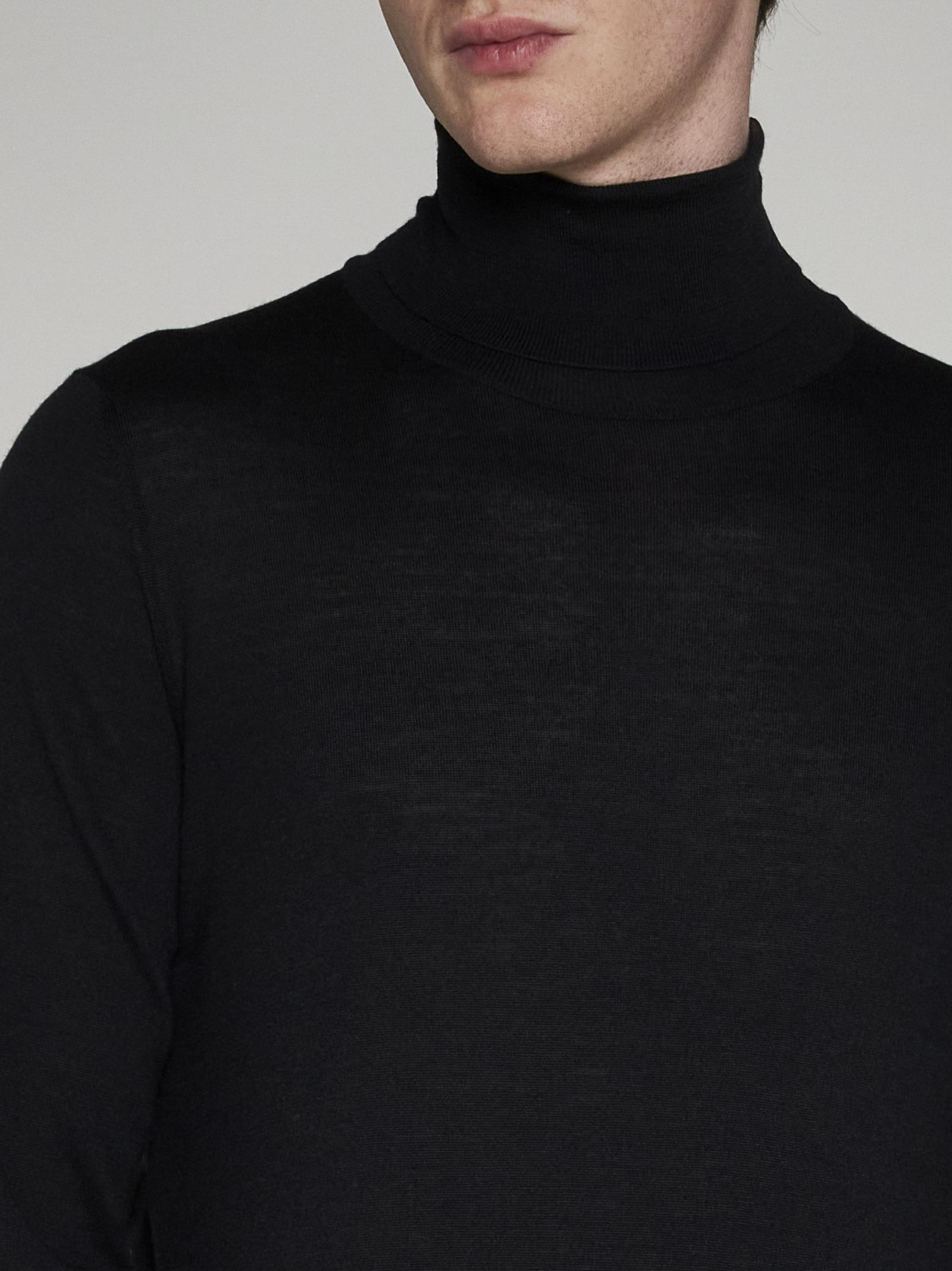 Shop Piacenza Cashmere Wool Turtleneck In Nero