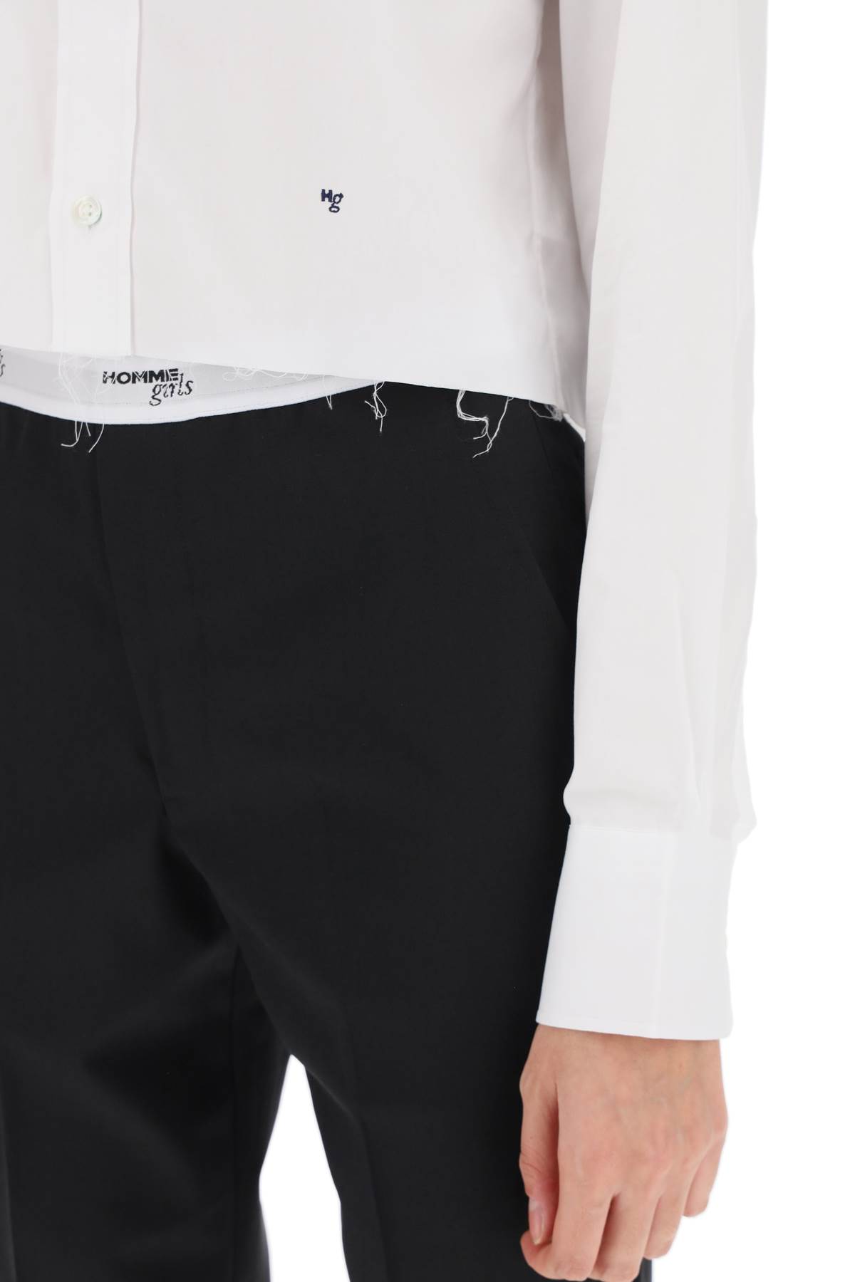 Shop Hommegirls Cotton Twill Cropped Shirt In White (white)