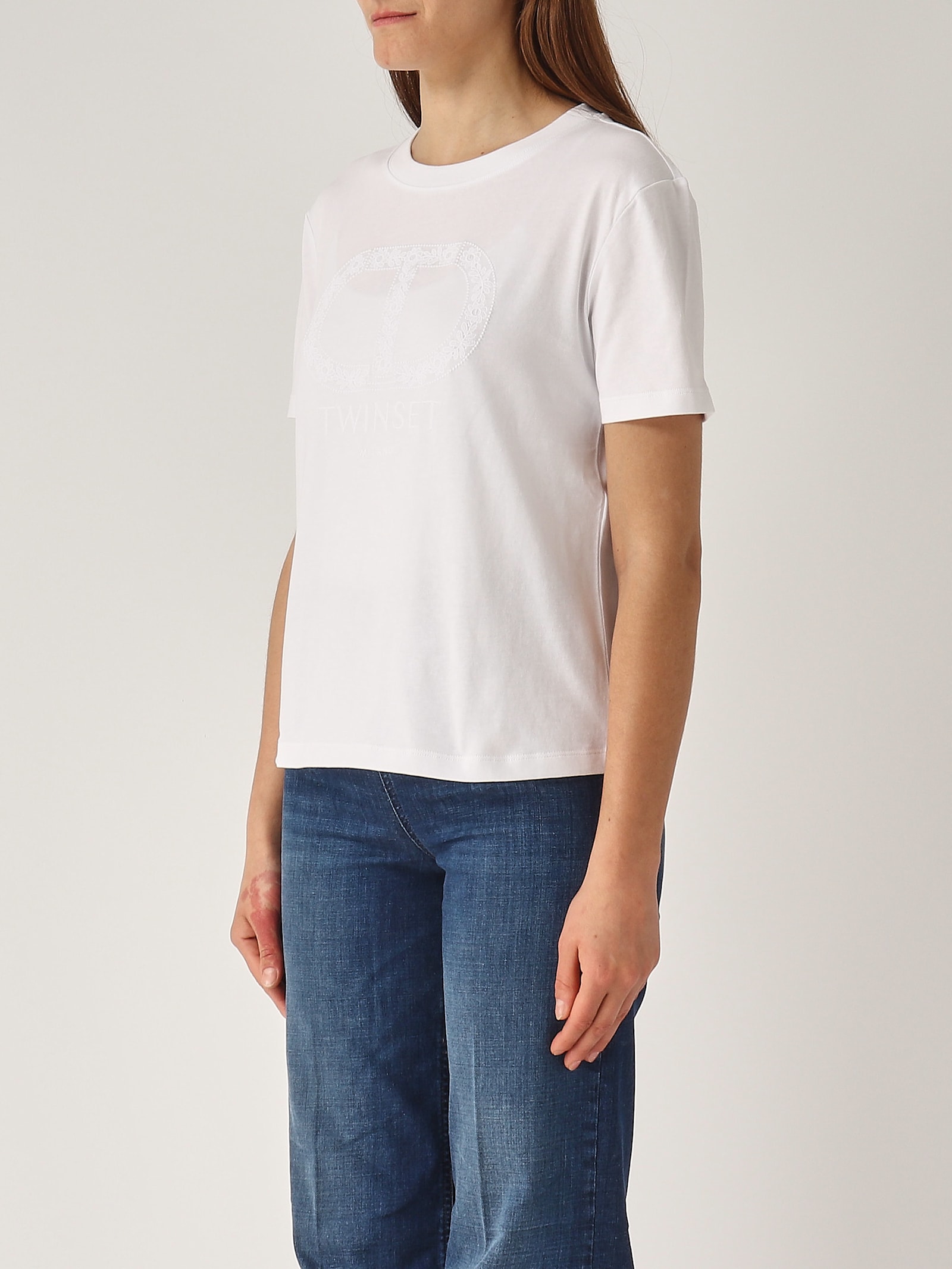 Twinset T-shirt Con Oval-t Metallico T-shirt In Bianco