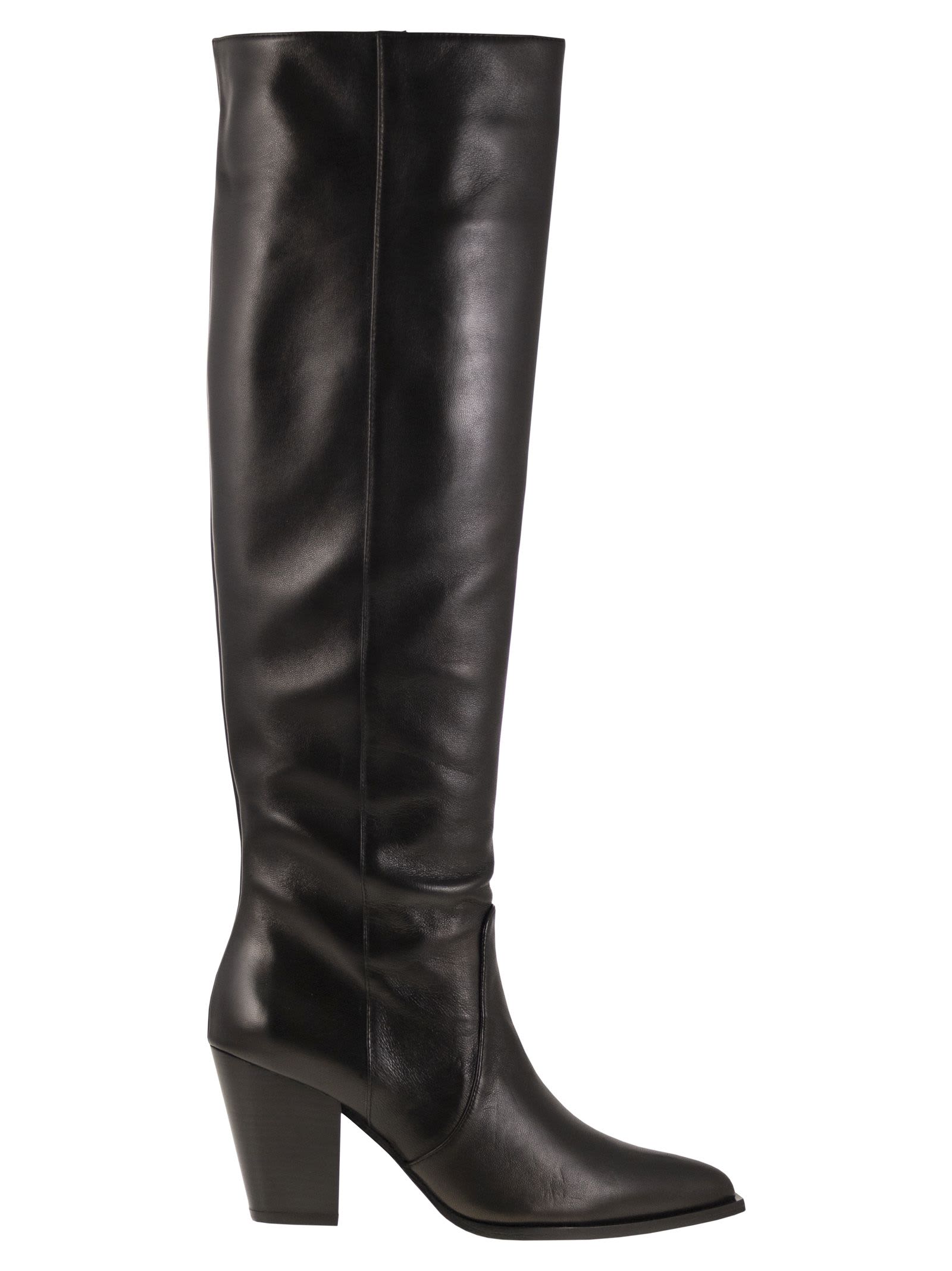 Stuart Weitzman Round-toed Boots In Black