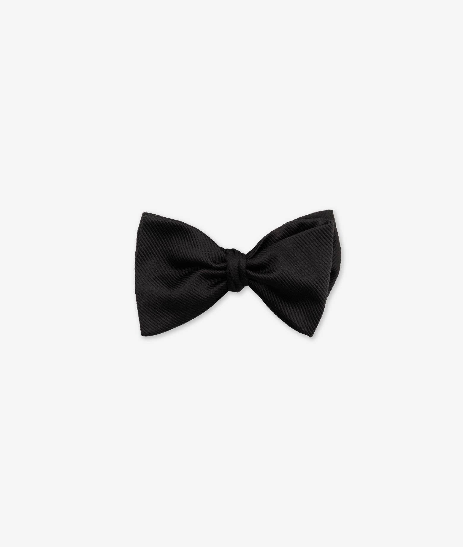 Shop Larusmiani Bow Tie To Tie Tie In Black