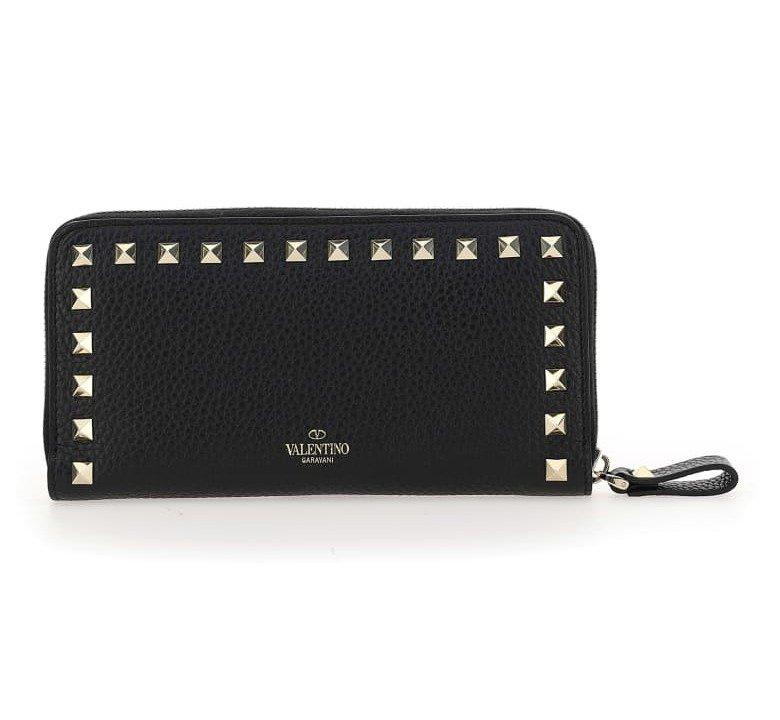 Shop Valentino Garavani Rockstud Zip-up Wallet In Black