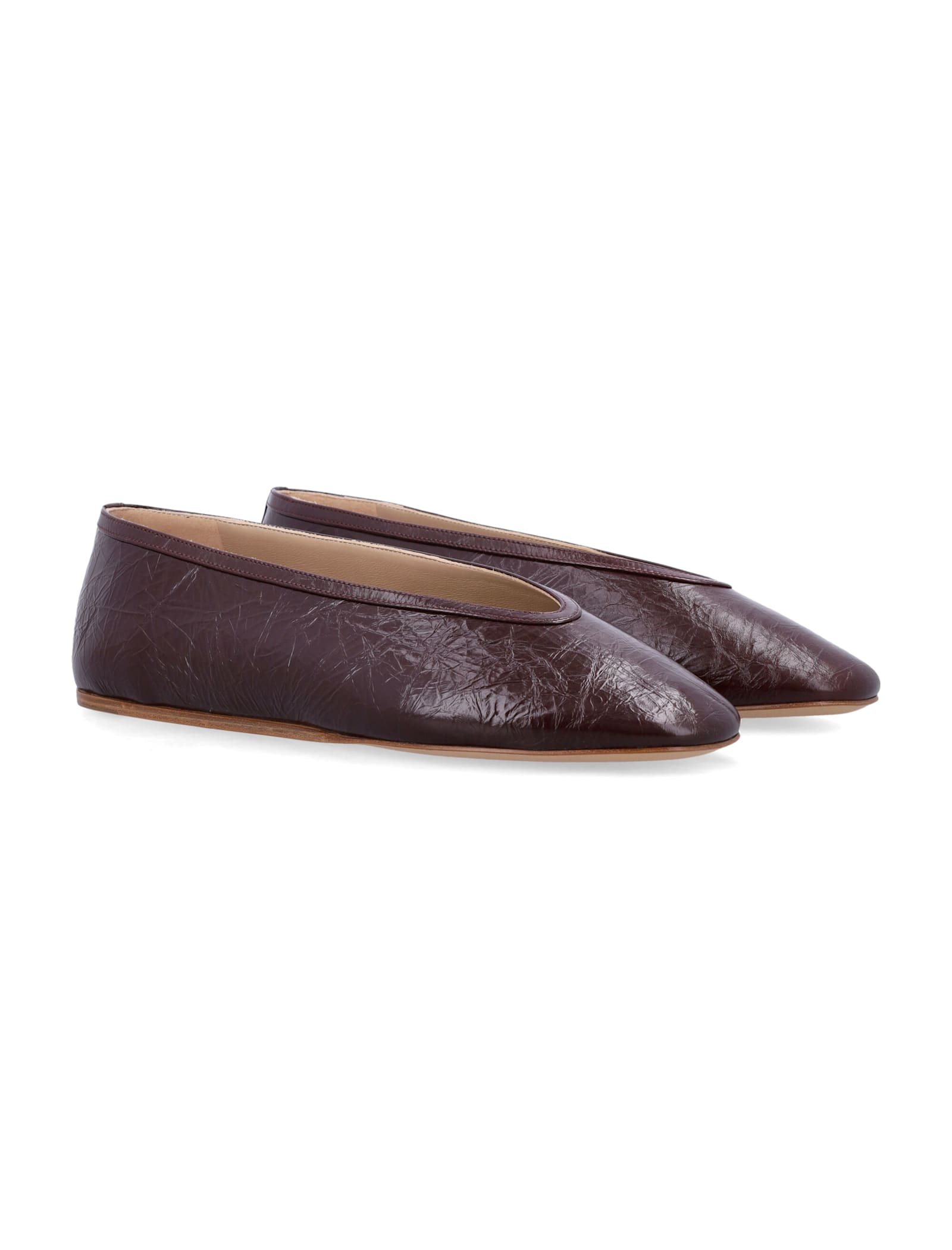 Le Monde Beryl Luna Slippers Auberigne Naplack Leather In Burgundy