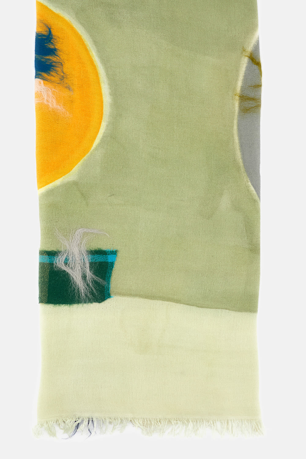 Exquisite J Graphic-pattern Fringed Scarf In Green