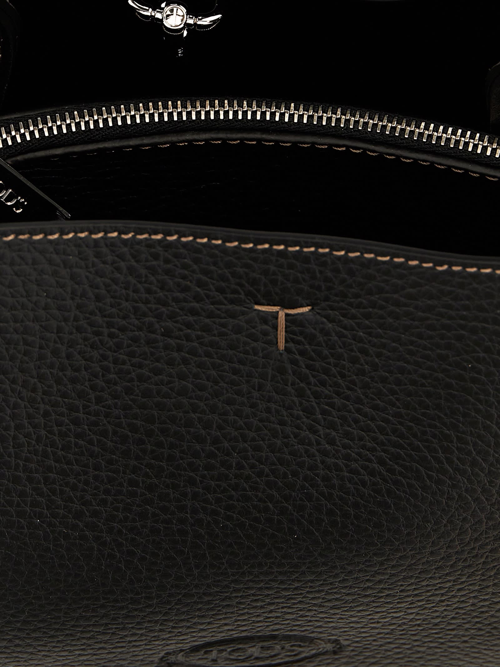 Tod's Micro Leather Tote Bag In Black