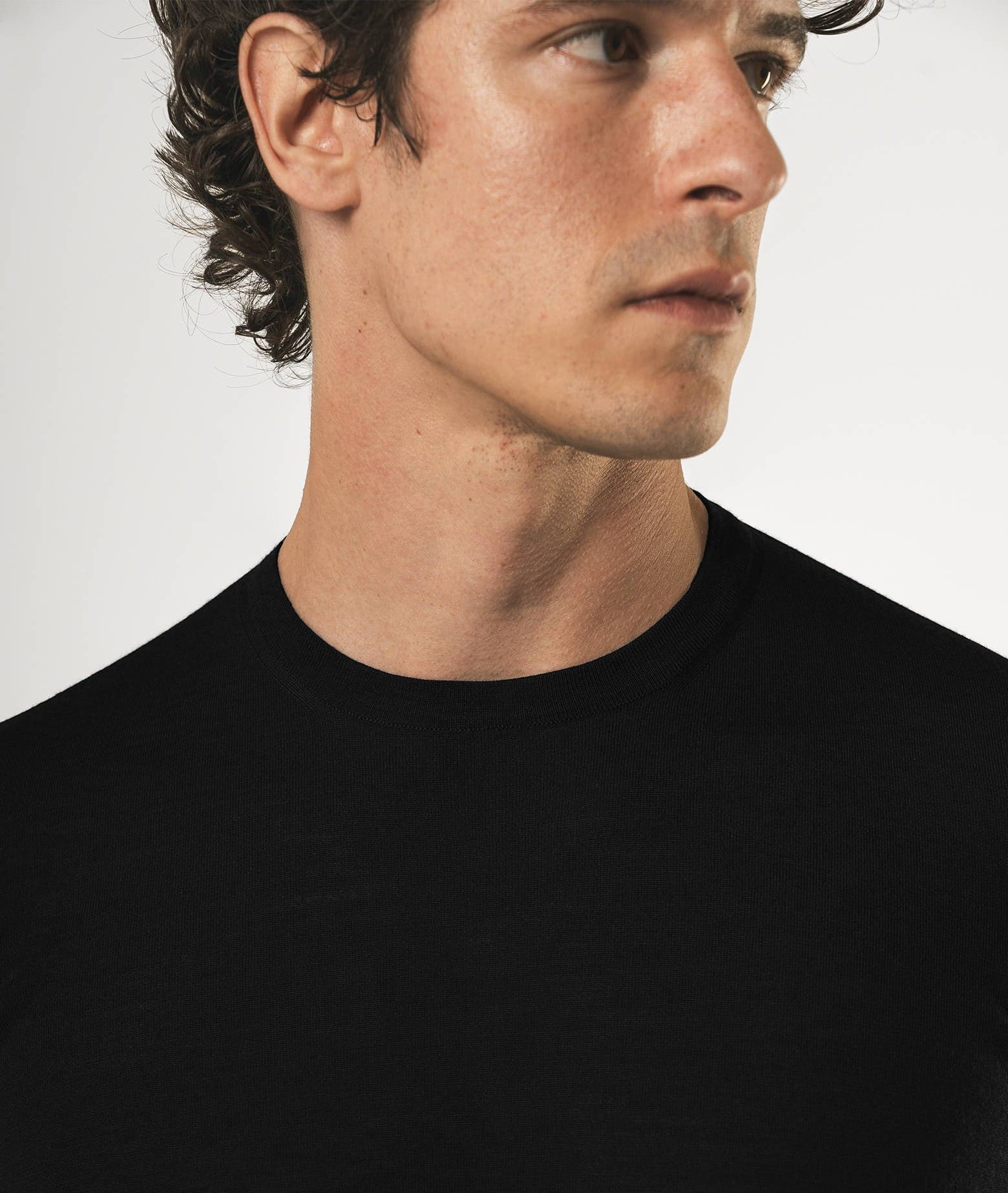 Larusmiani Crewneck Roquebrune T-shirt In Black