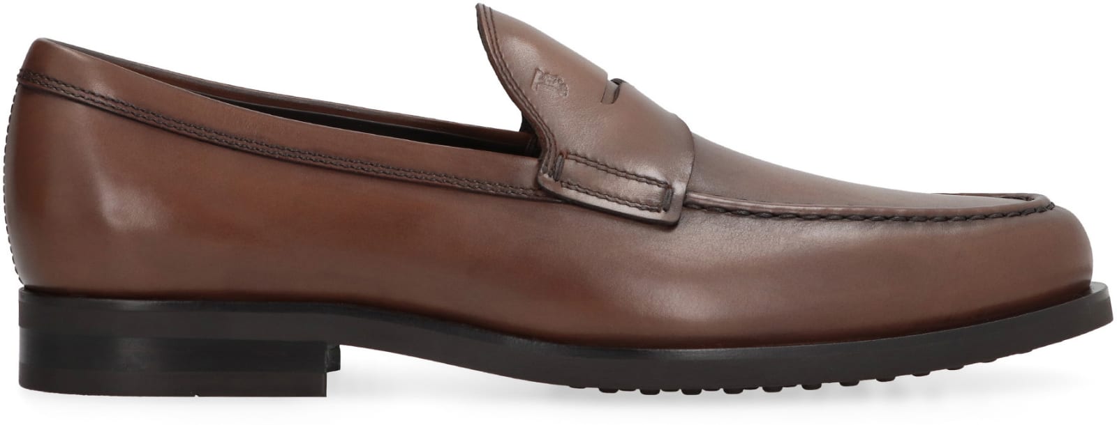 Tod's Penny Loafer Moccasin Shoes With Fine Stitching In Brown