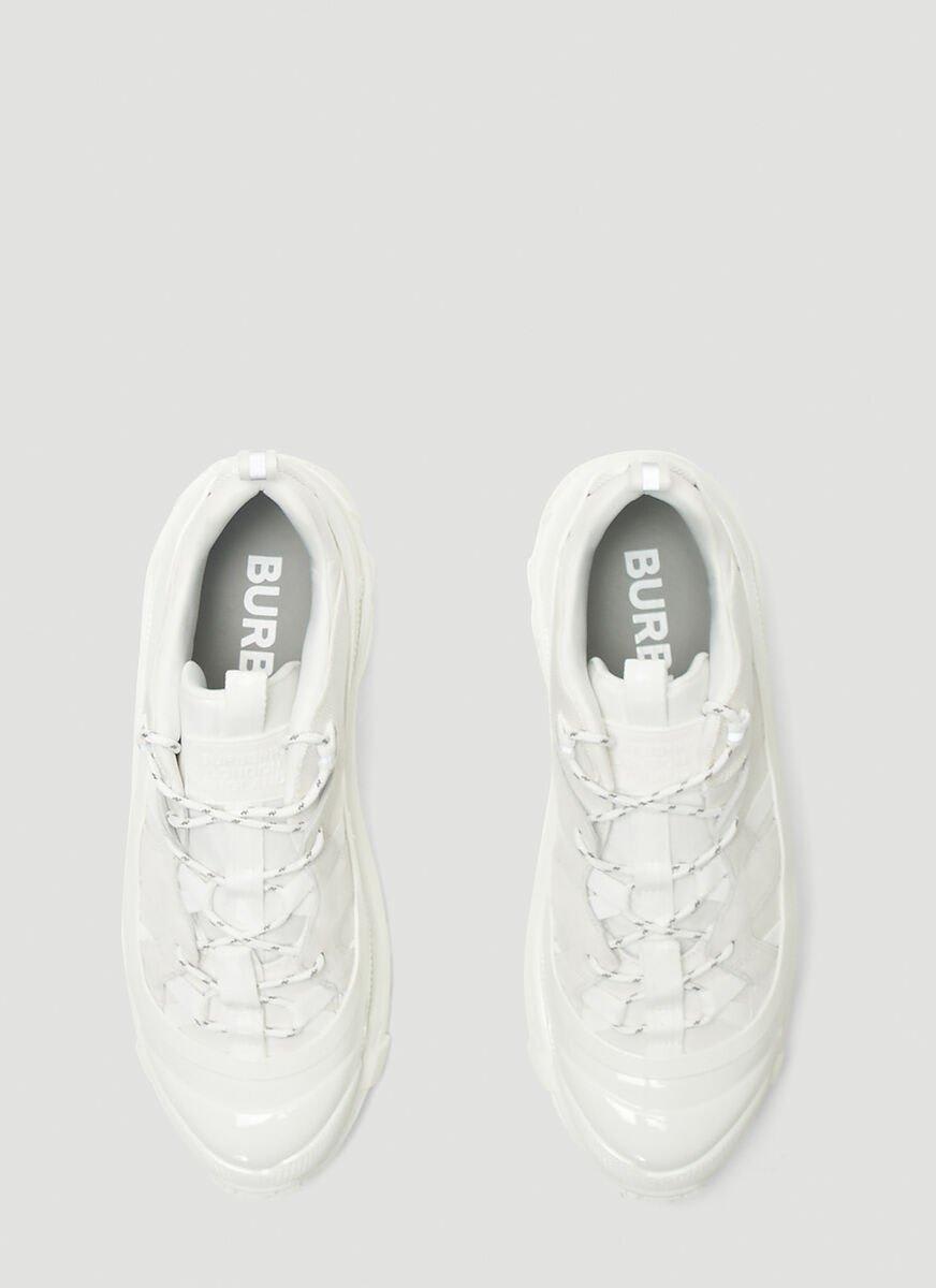 Shop Burberry Arthur Low-top Sneakers In White