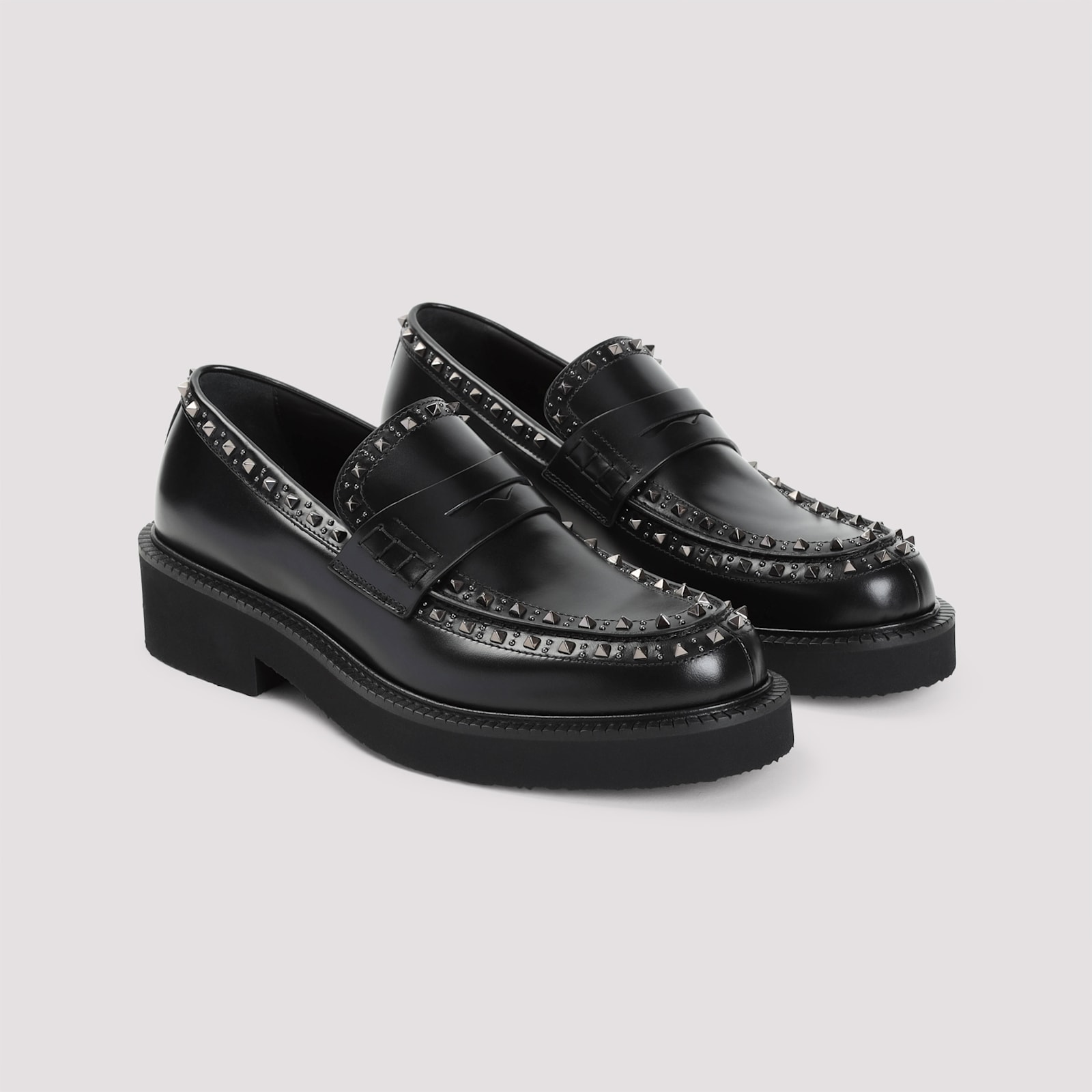 Shop Valentino Gentleglam Loafer In No Nero