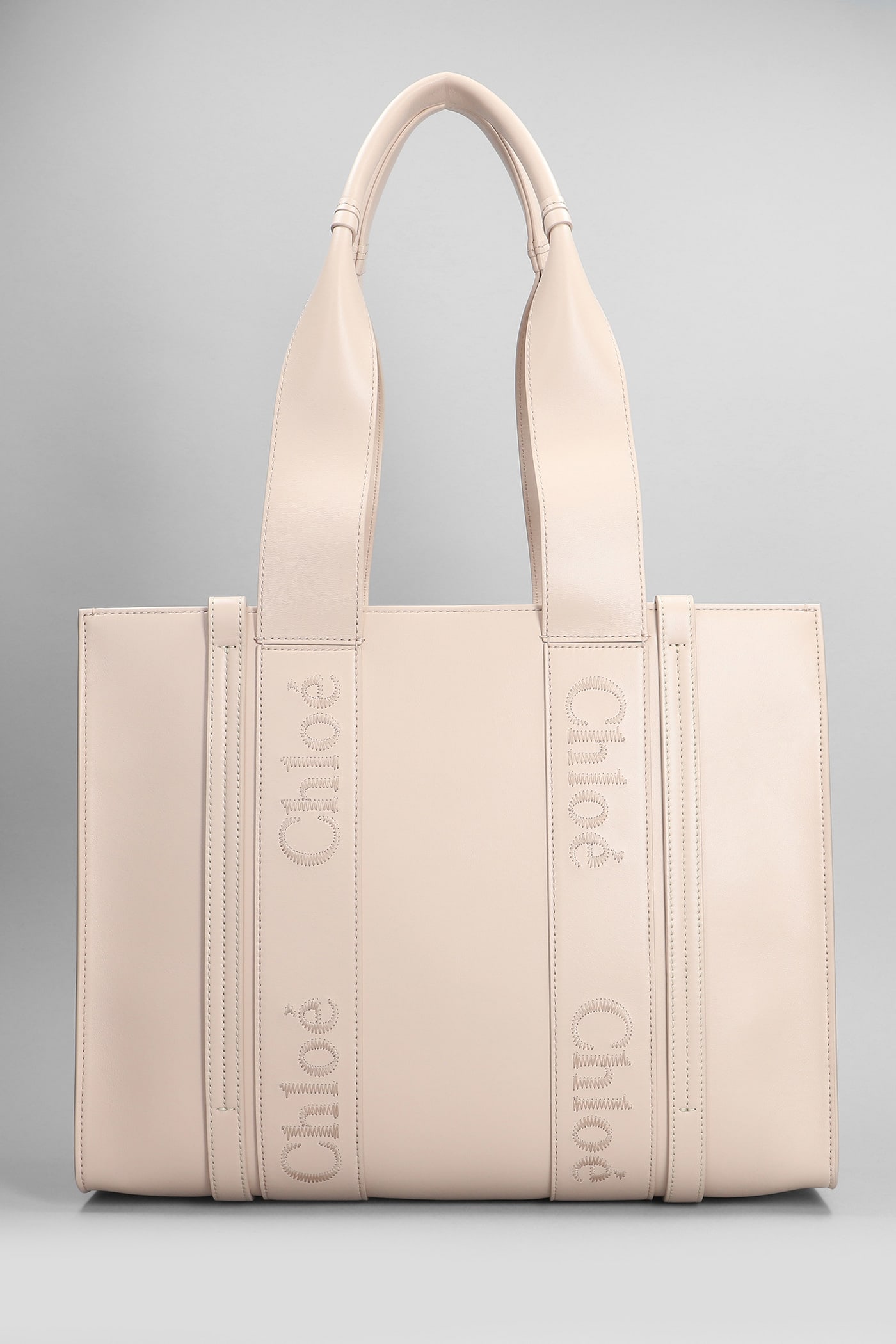 Shop Chloé Woody Tote In Rose-pink Leather