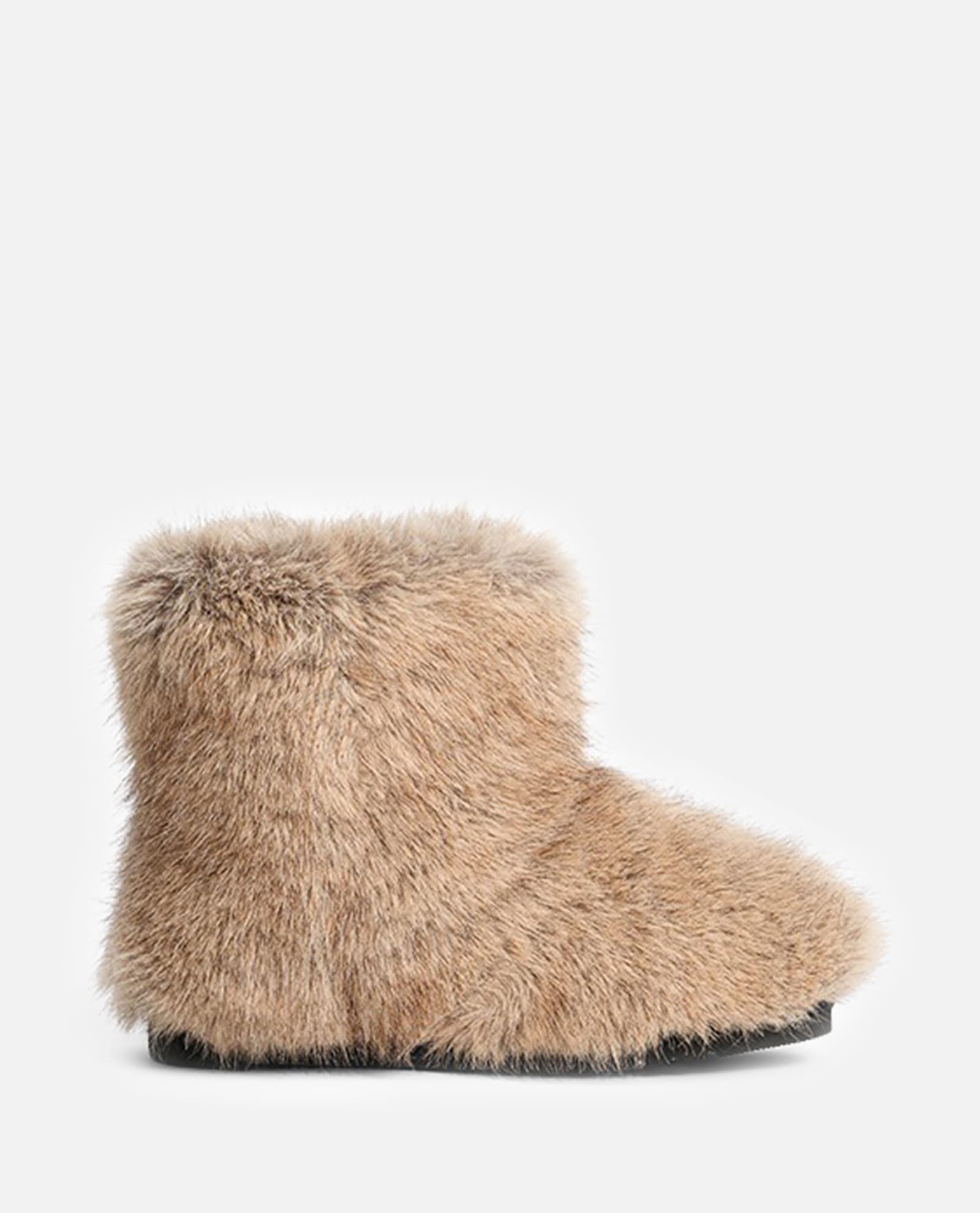 Stand Studio Zoe Boots In Brown