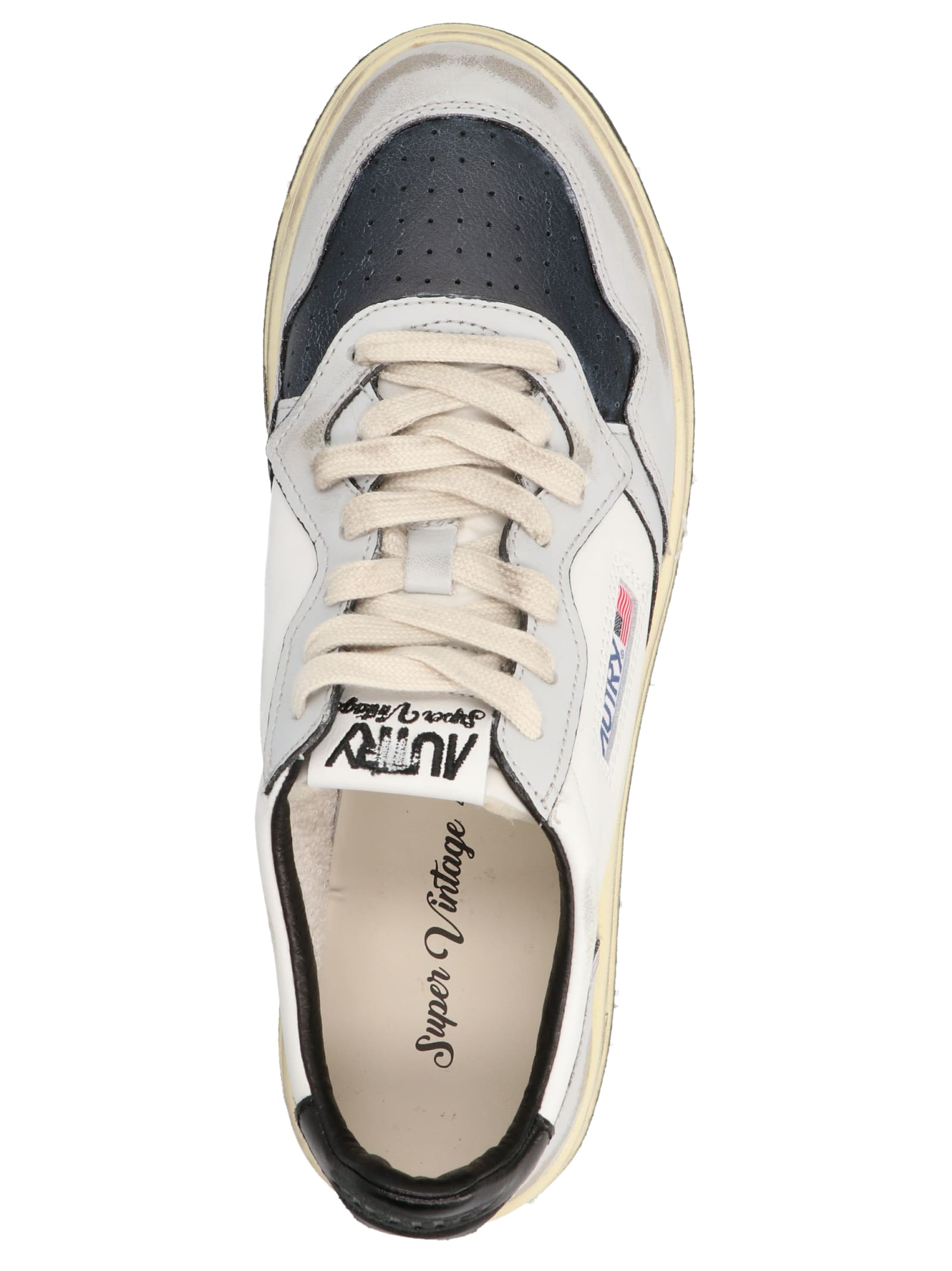 Shop Autry Sup Vnt Sneakers In Bianco