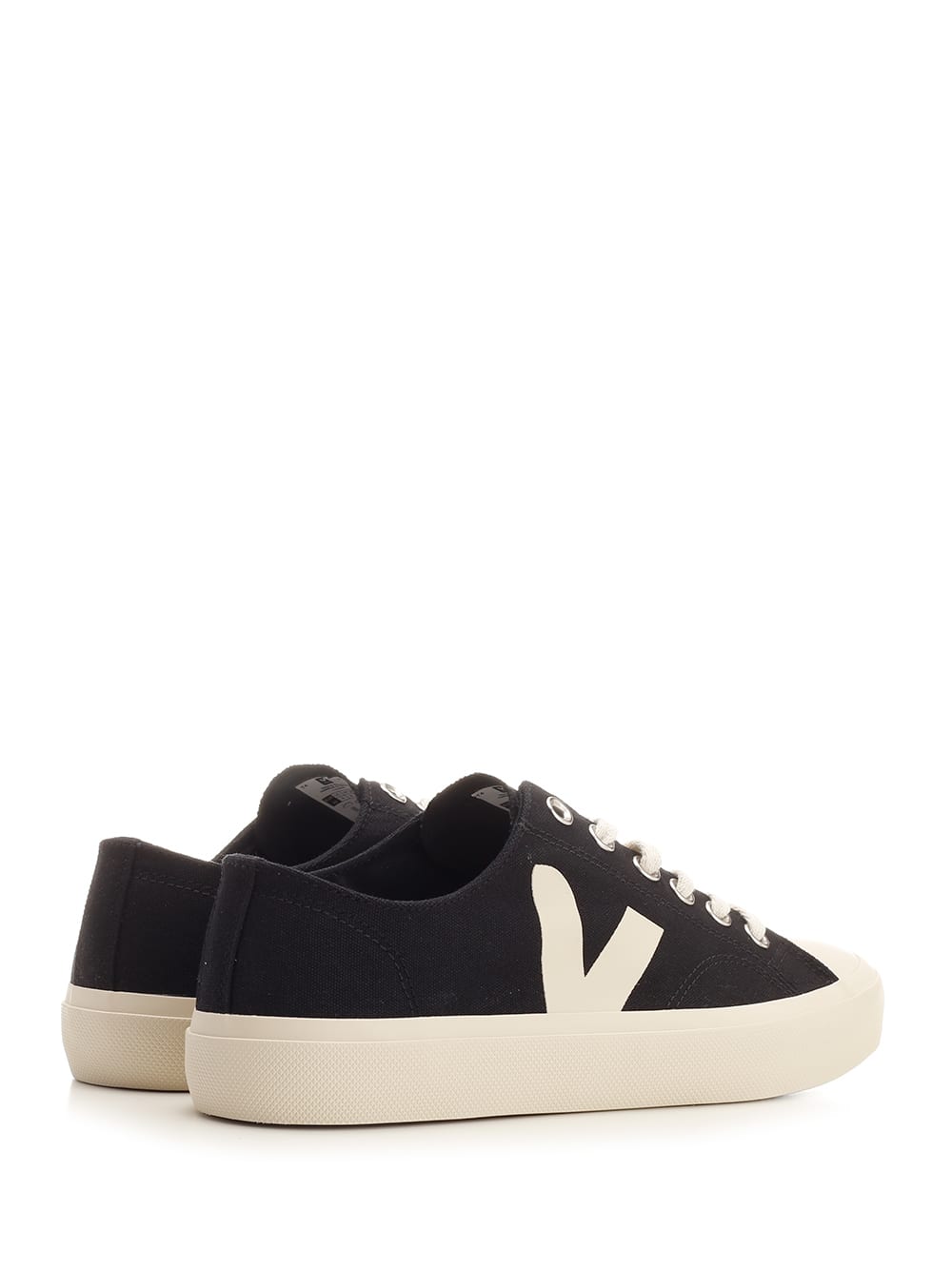 Veja Wata Ii Low Sneakers In Animal Print