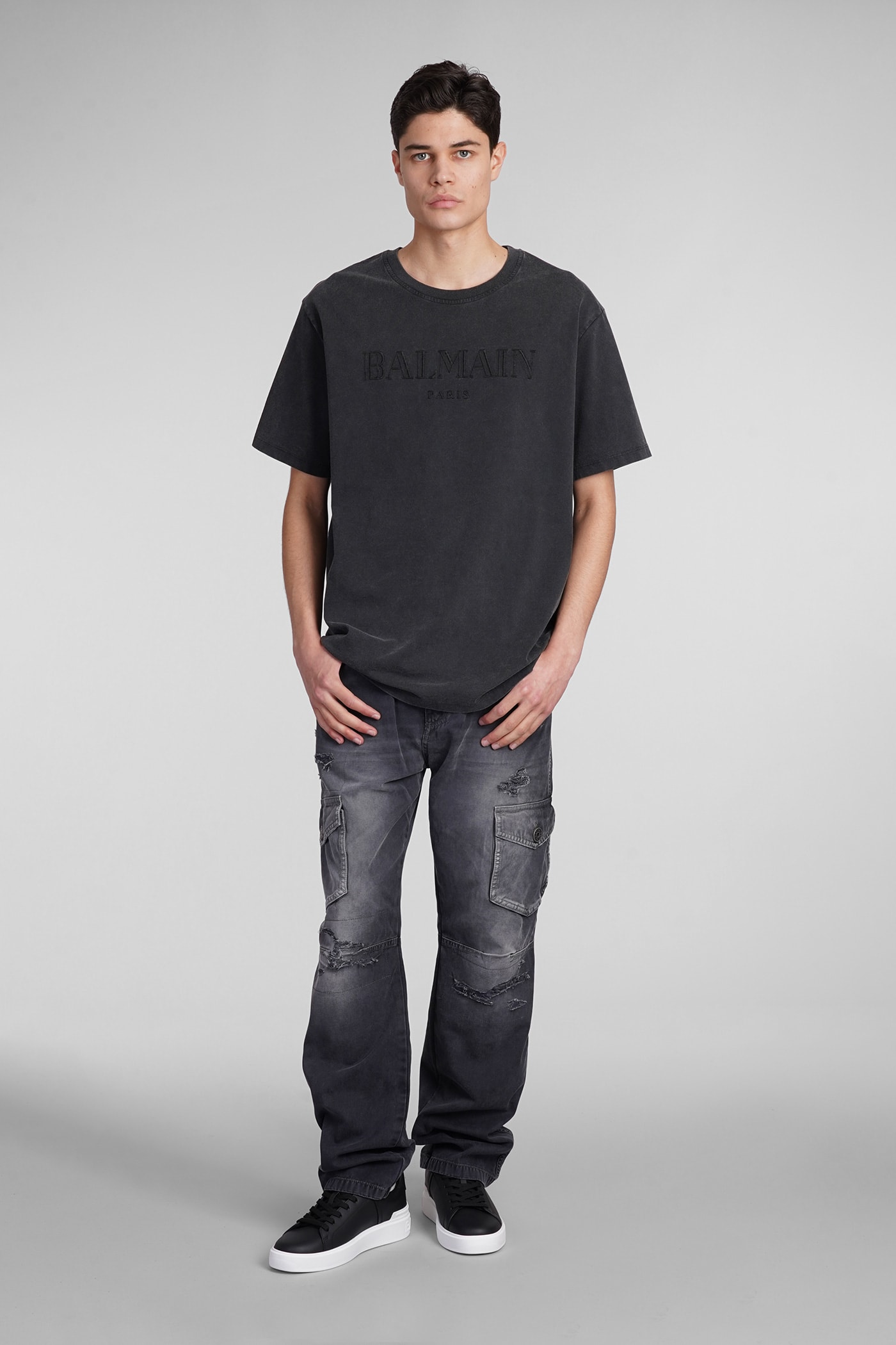 Shop Balmain T-shirt In Grey Cotton