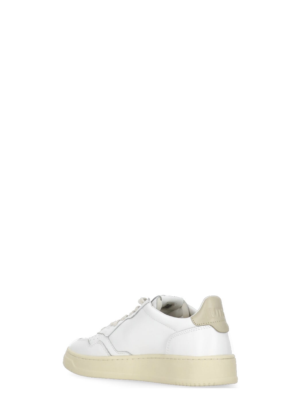 Autry 'medalist' White Low Top Sneakers With Contrasting Heel Tab In White
