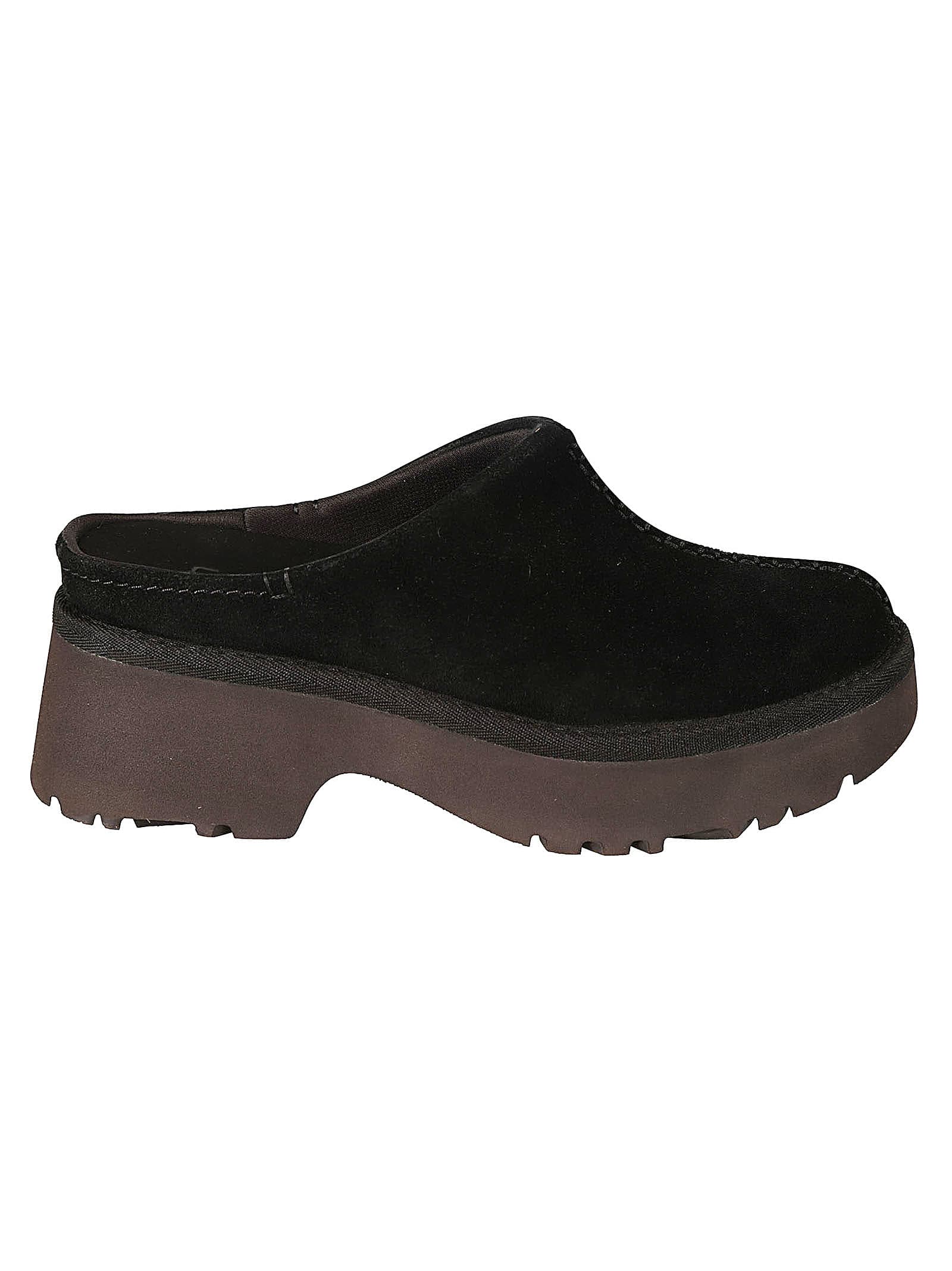 Shop Ugg New Heights Clogs In Nero