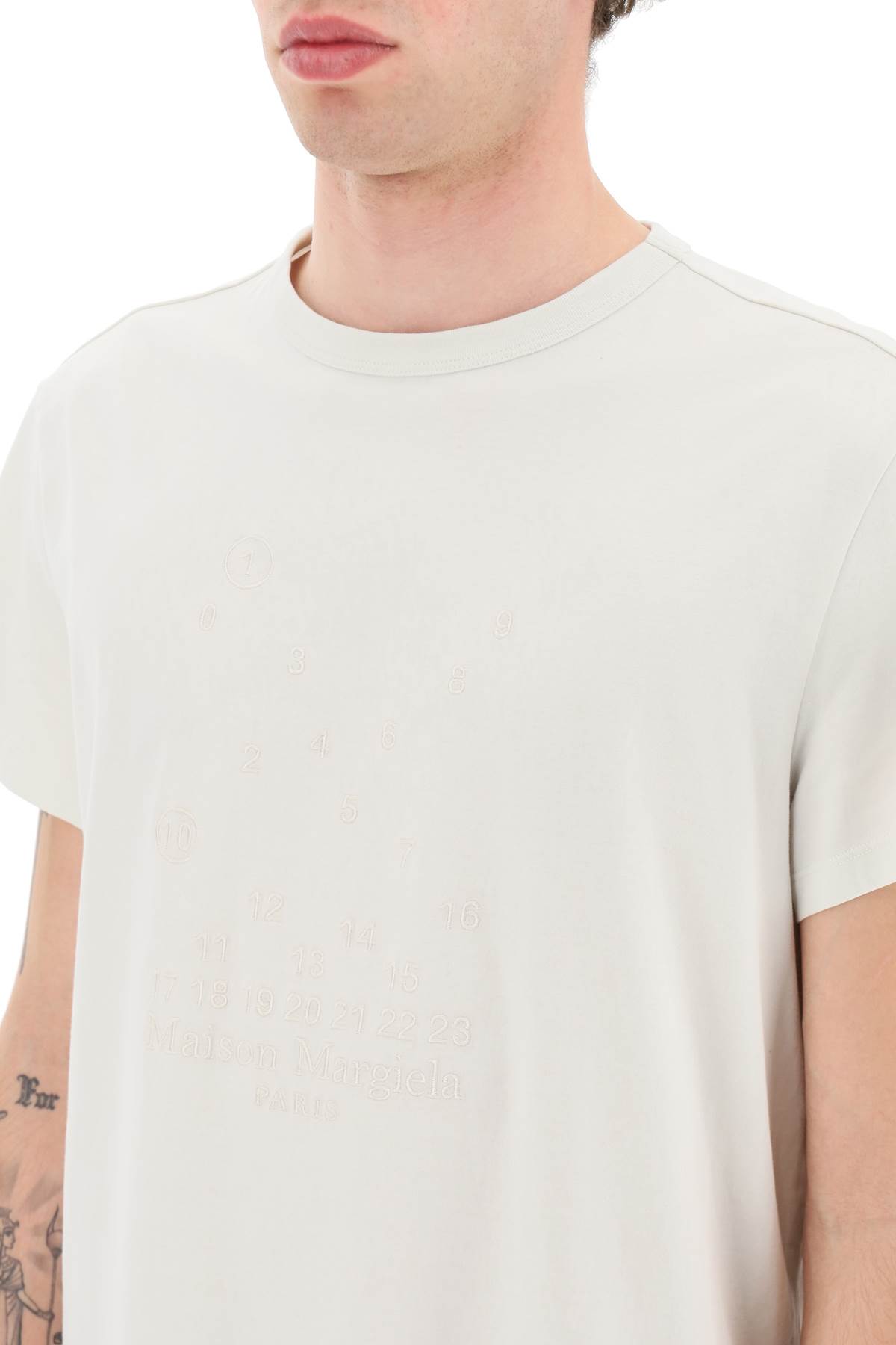 Maison Margiela Numerical Logo T-shirt In Beige
