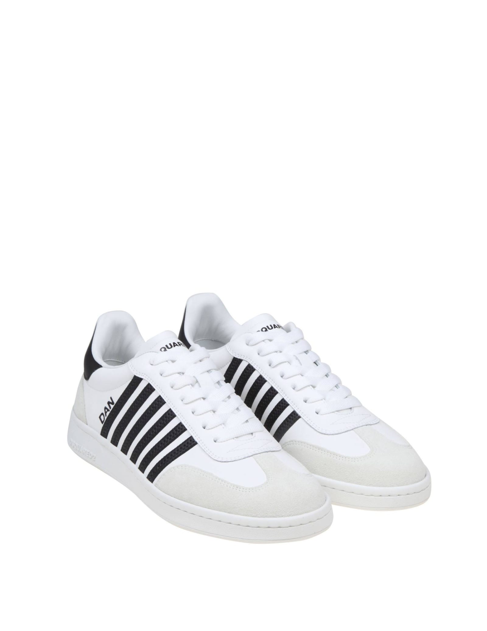 Shop Dsquared2 White/black Leather Boxer Sneakers