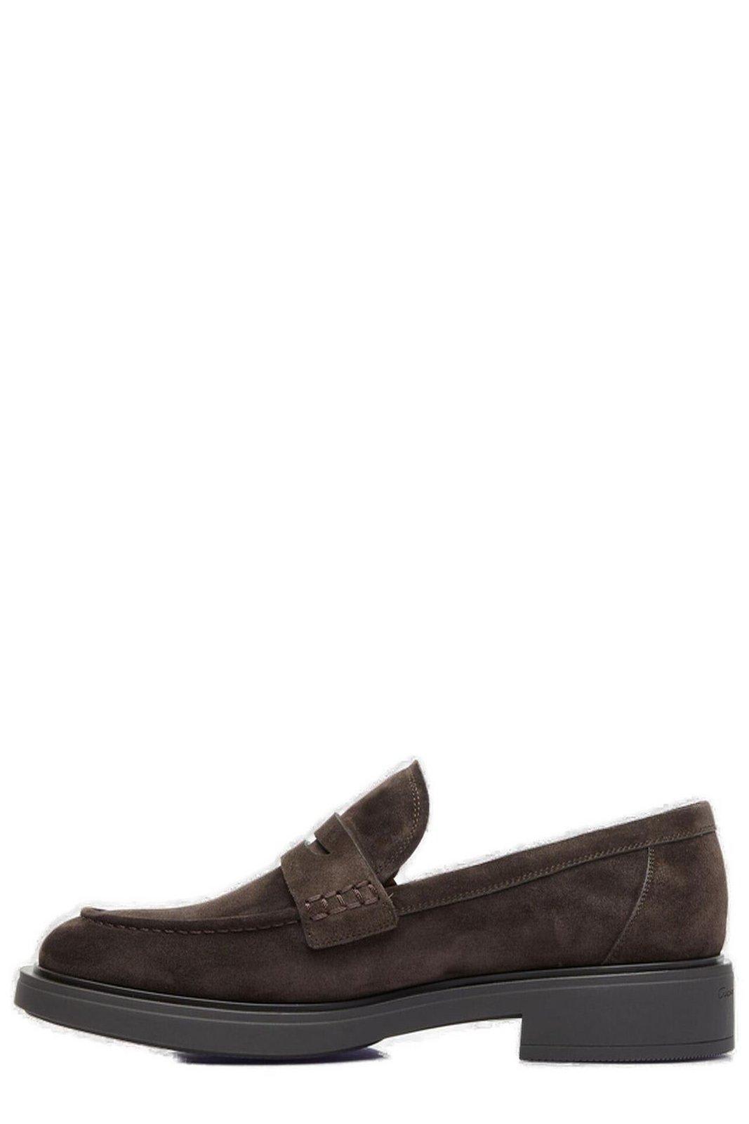 Gianvito Rossi Harris Shearling-lined Suede Loafers In Moka