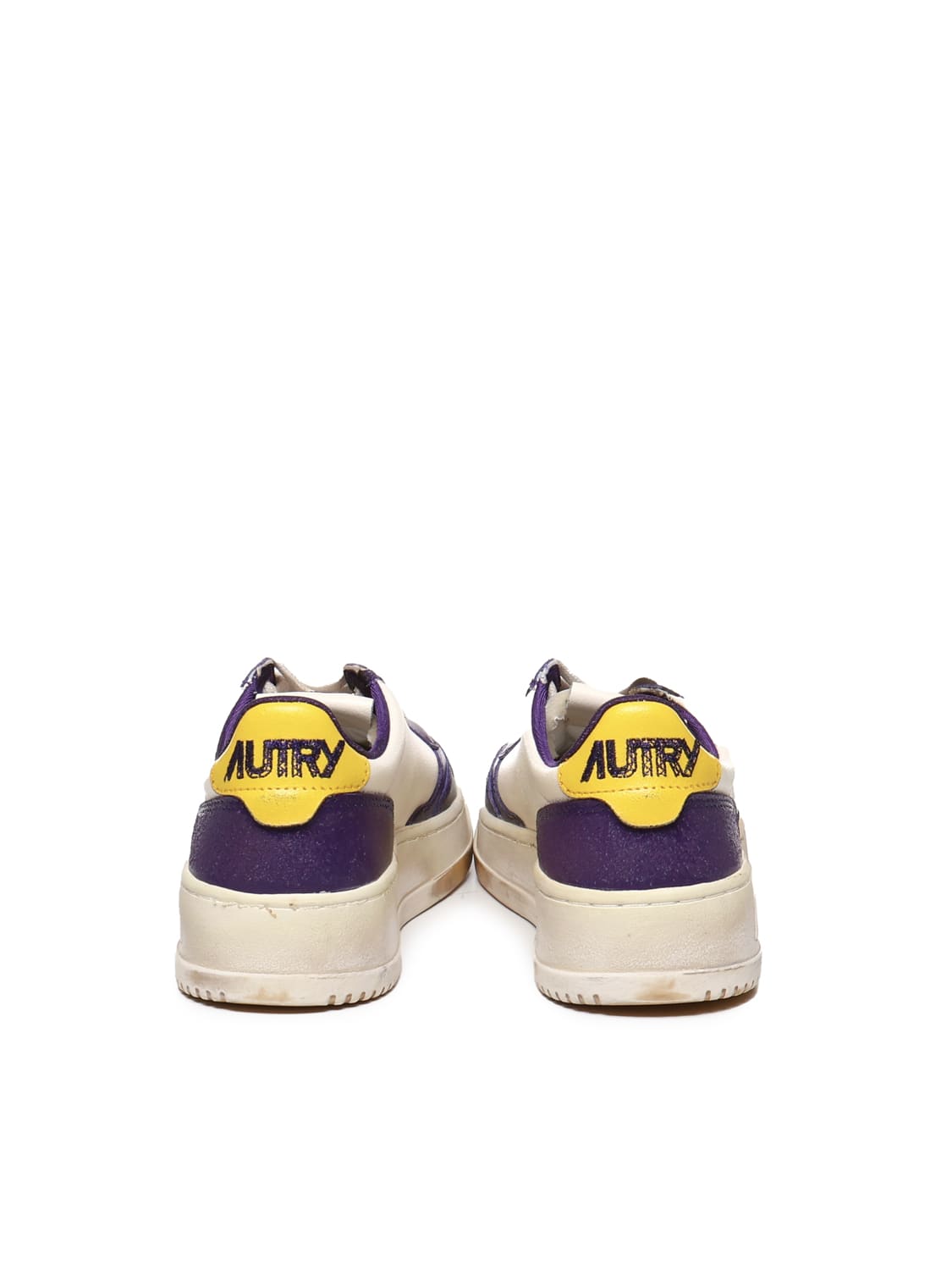 Shop Autry Sneakers Medalist Basse Super Vintage In Pelle In White, Purple