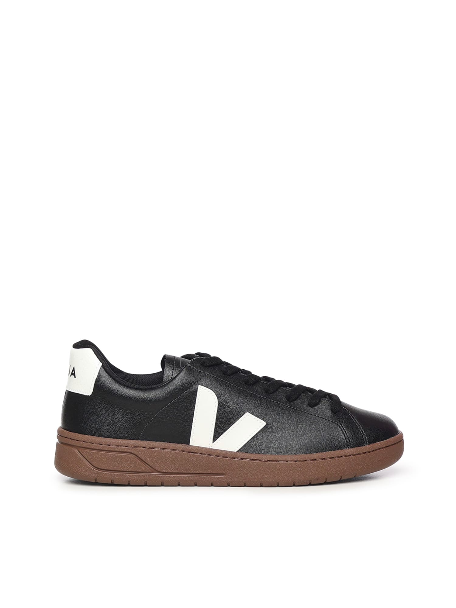 Veja Urca Cwl Sneakers In Black