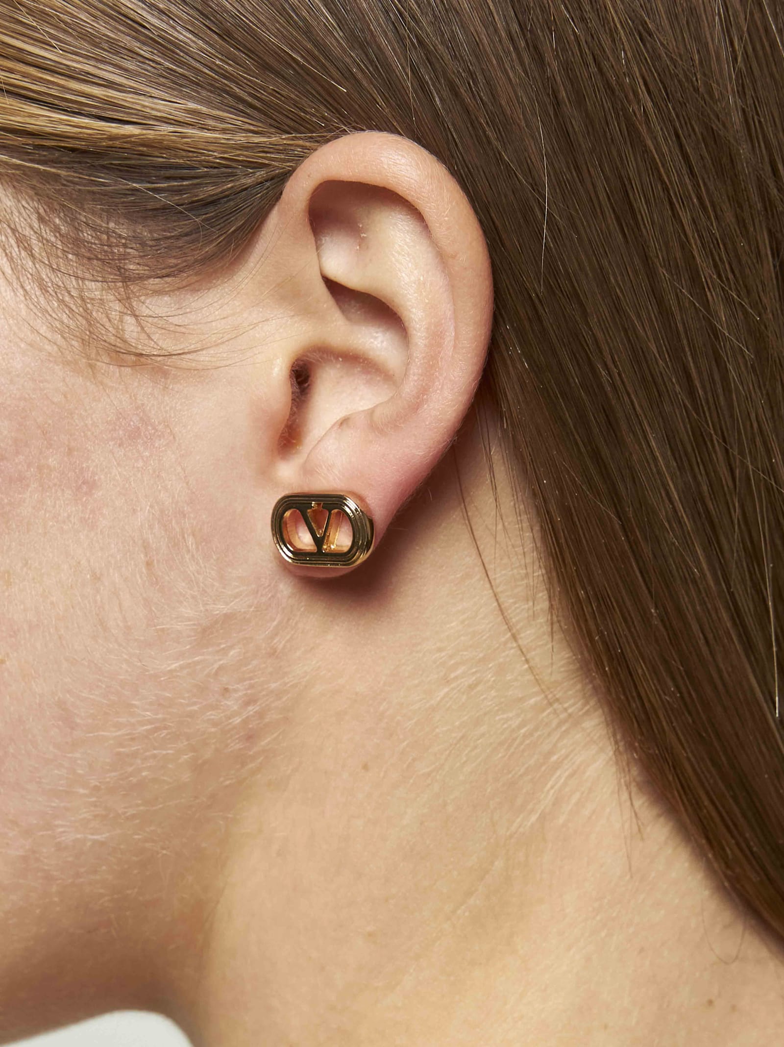 Valentino Oval Earrings In Gold
