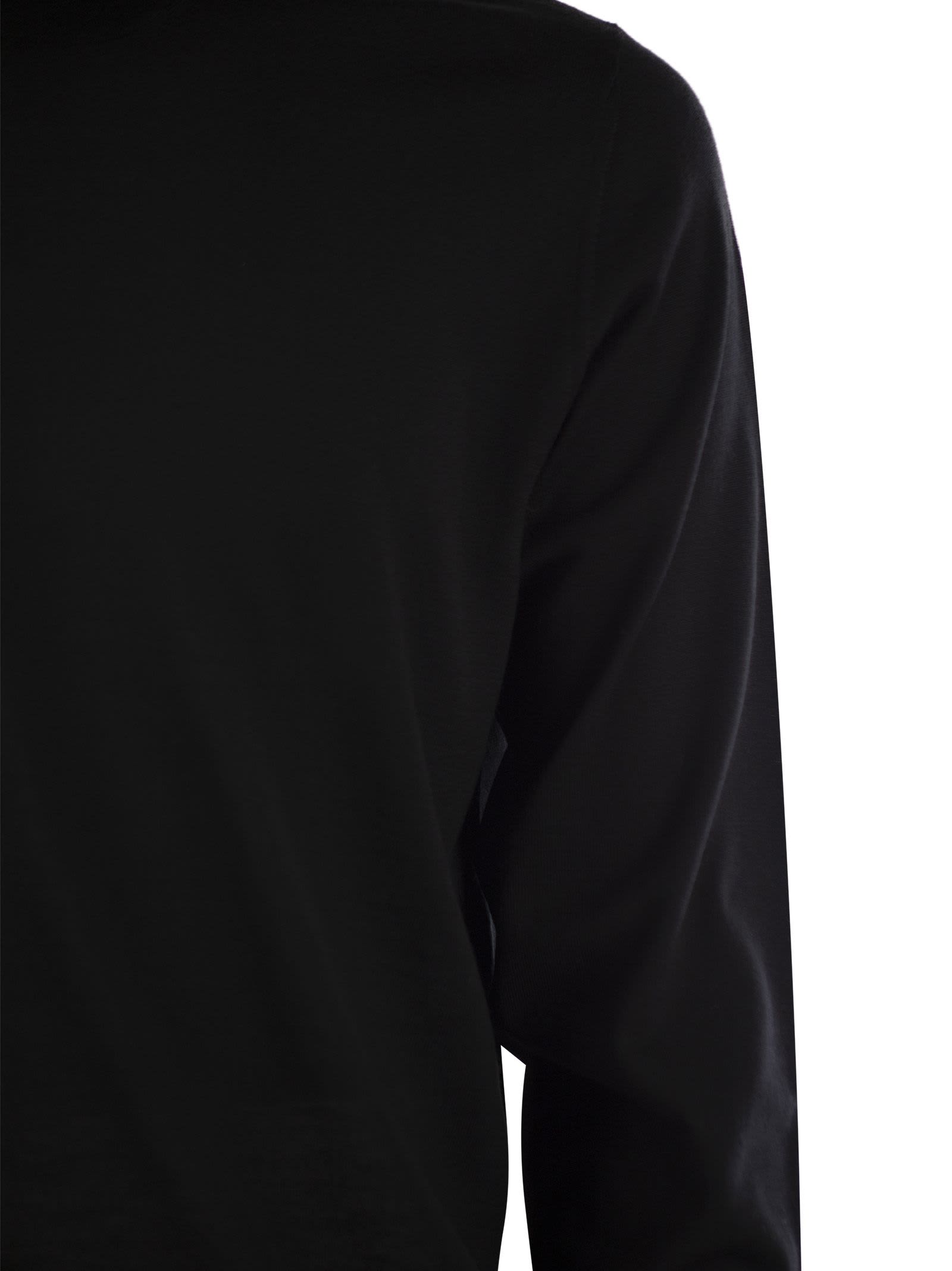 Fedeli Wool And Cashmere Turtleneck Jumper In Black