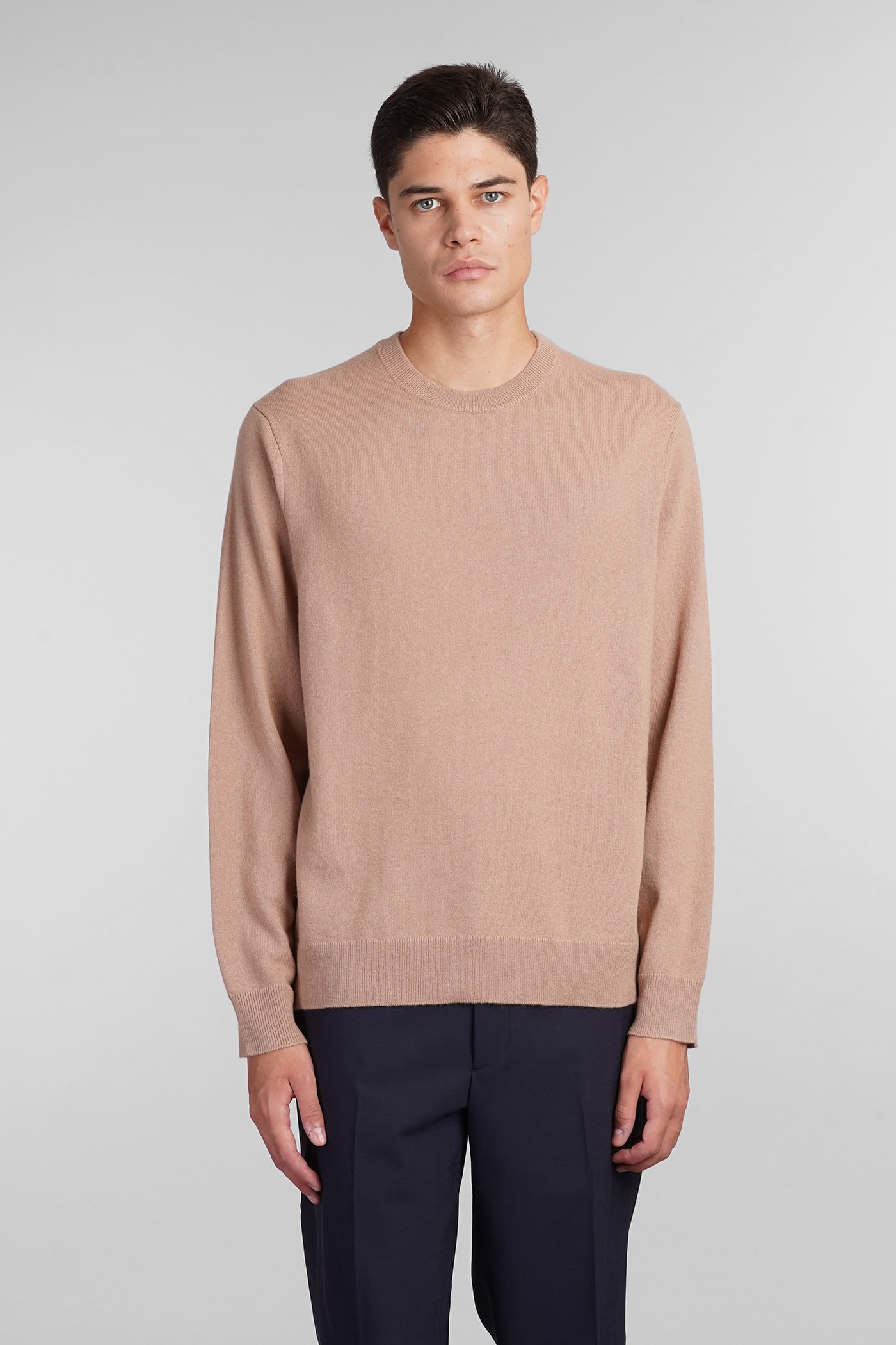 THEORY KNITWEAR IN CAMEL CASHMERE 