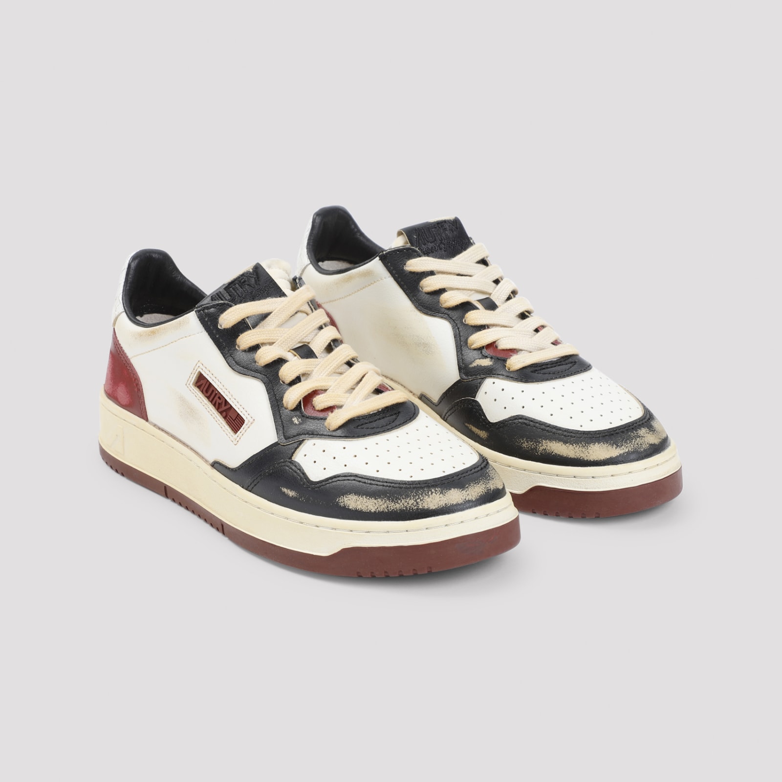 Shop Autry Super Vintage Sneakers