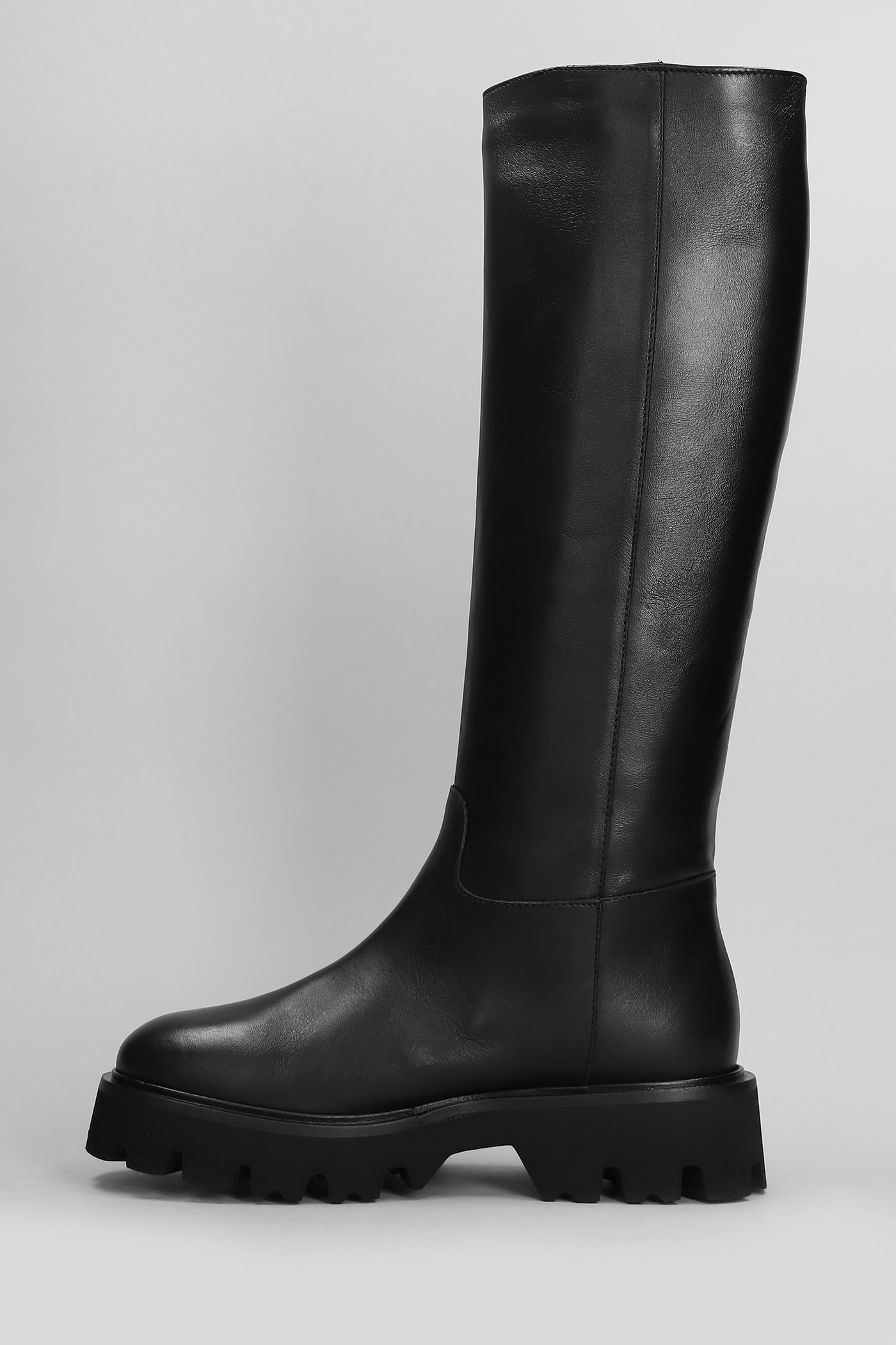 Shop Fabio Rusconi Low Heels Boots In Black Leather