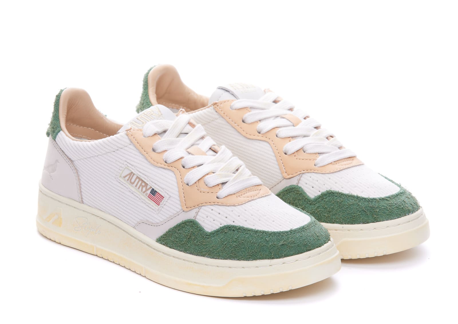 Shop Autry Medalist Super Vintage Sneakers In White
