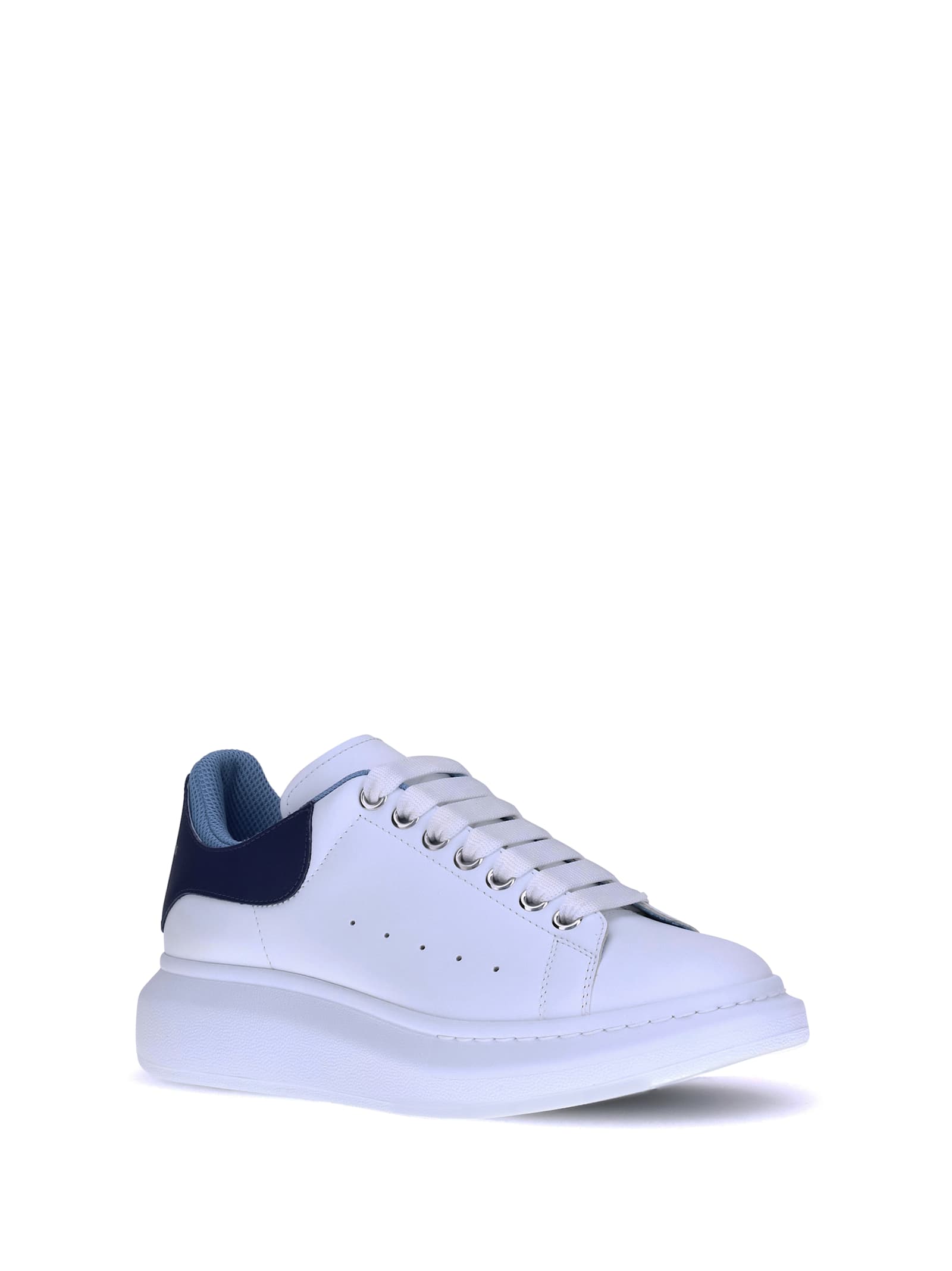 Alexander Mcqueen Leather Platform Sneakers Perforated Detailing In White