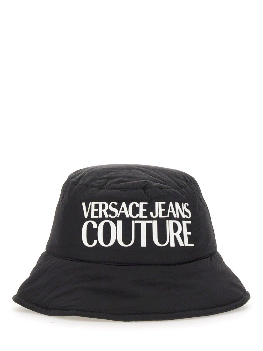 VERSACE JEANS COUTURE LOGO DETAILED BUCKET HAT