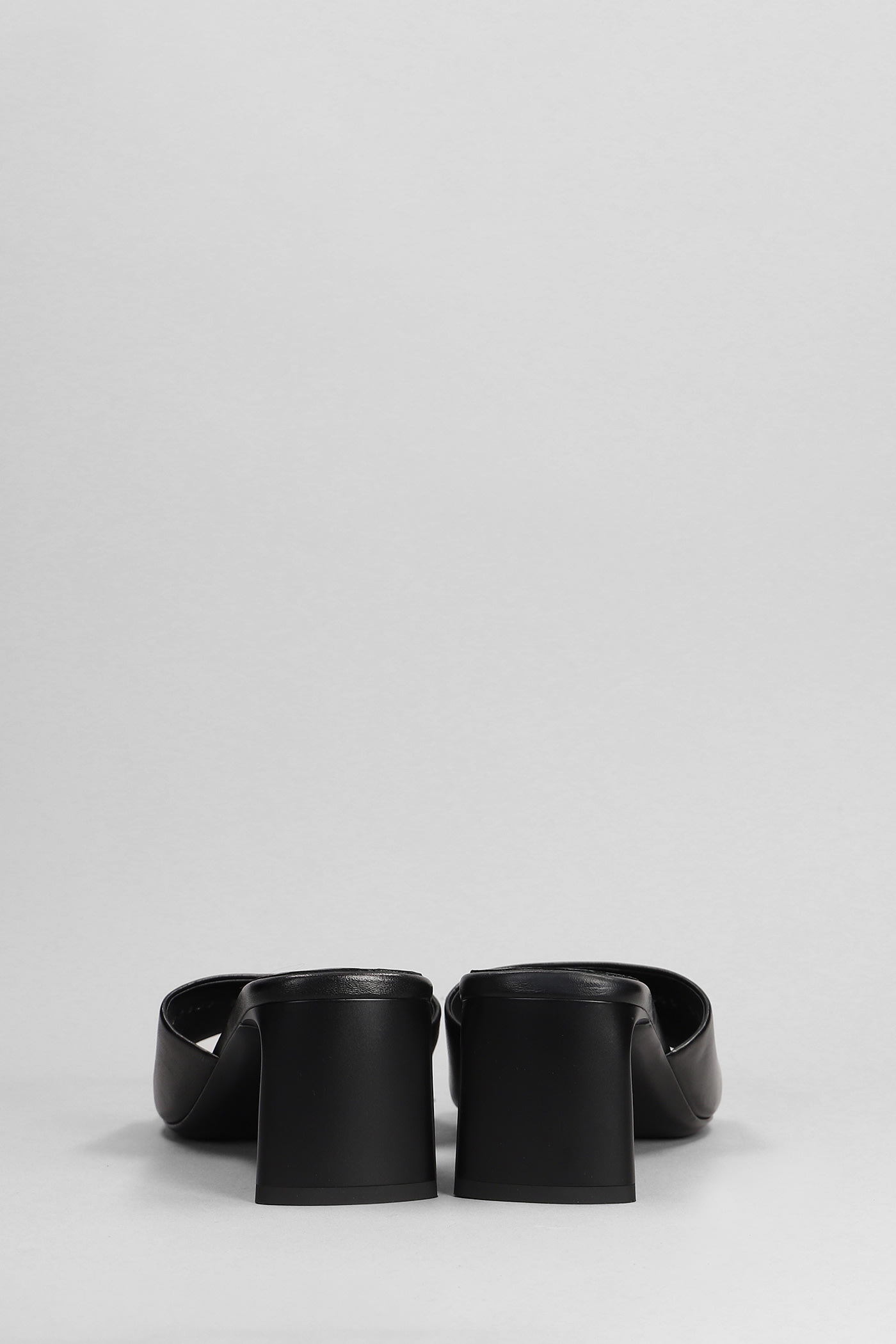 Shop Balenciaga Dutyfree Sandal Slipper-mule In Black Leather