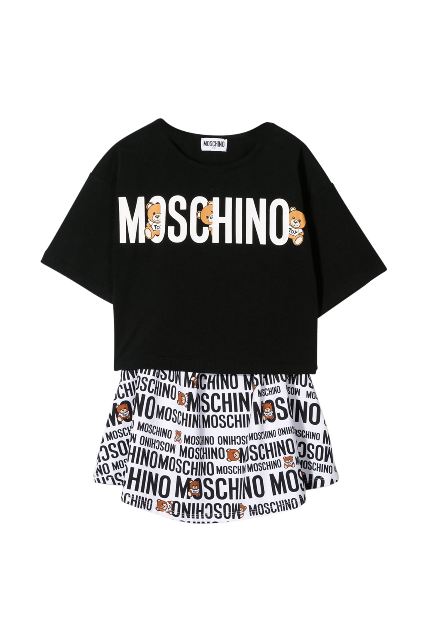 moschino t shirt and shorts