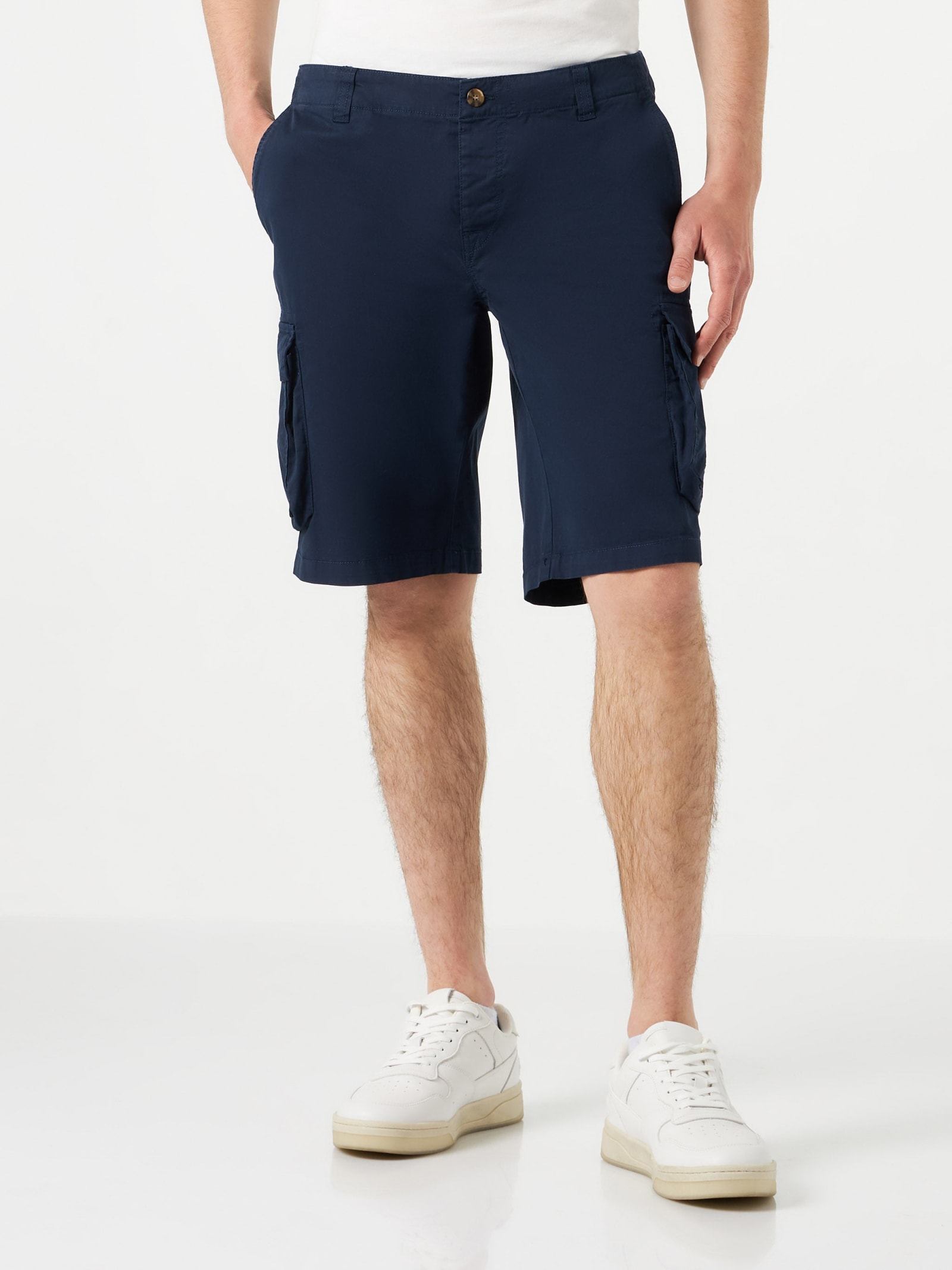 Man Blue Cotton Cargo Shorts