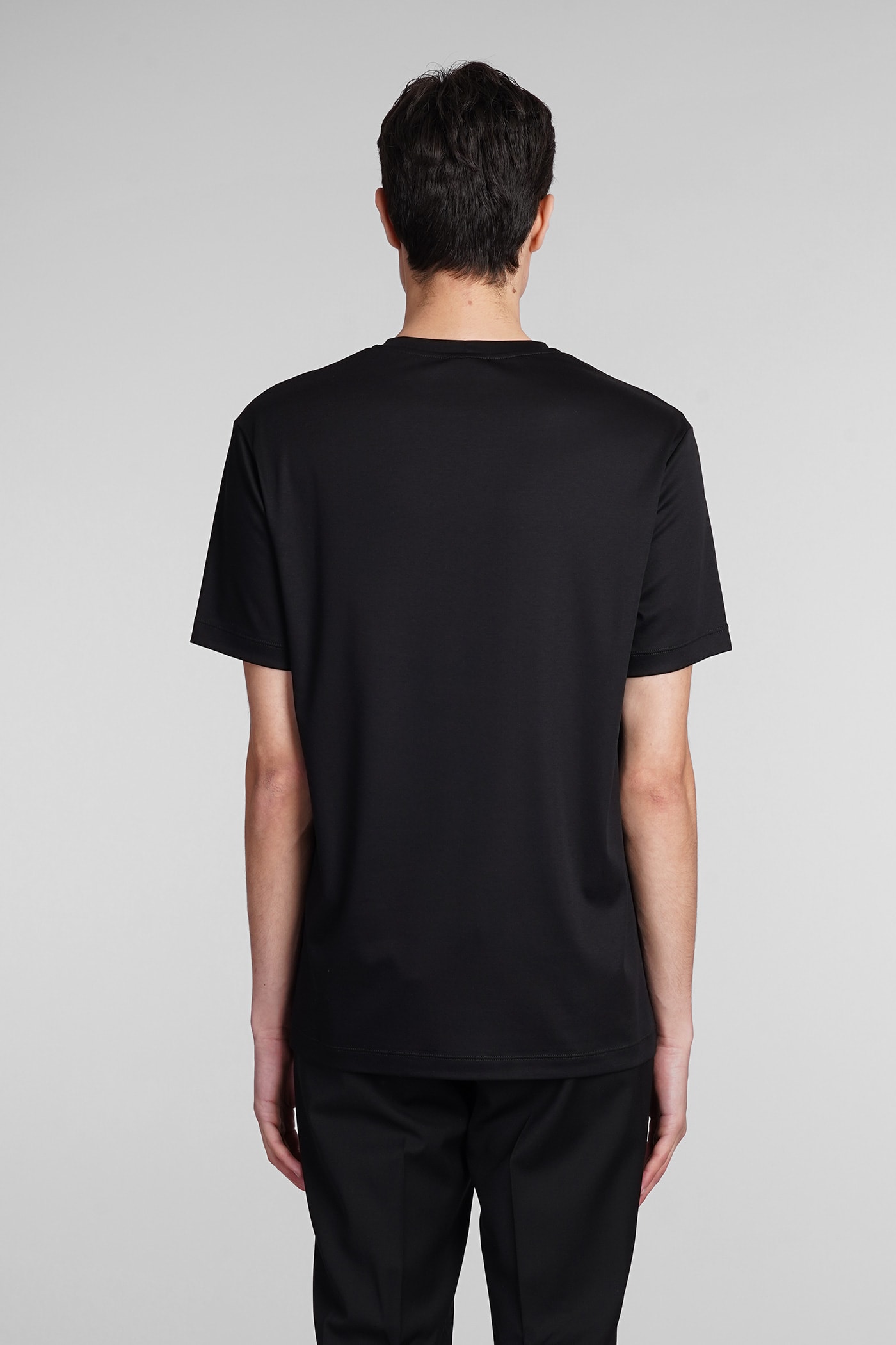 Shop Giorgio Armani T-shirt In Black Cotton