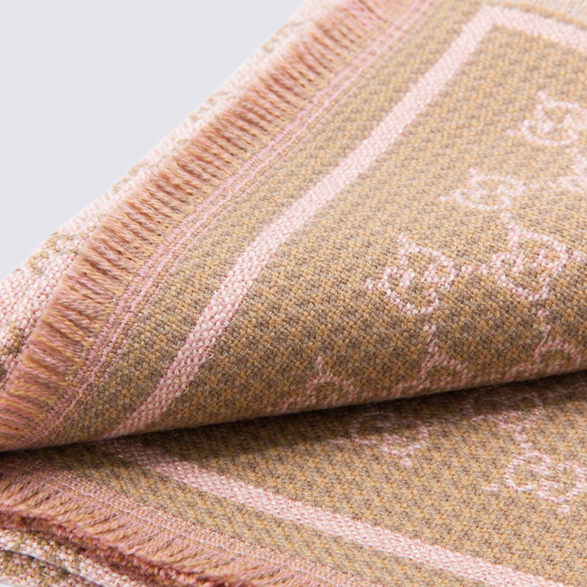 Gucci Rectangular Scarf In Pink