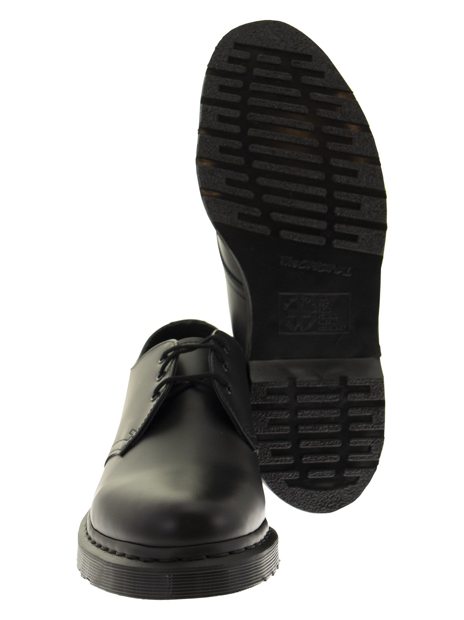 Dr. Martens Man Lace-up Shoes Black Size 7.5 Leather