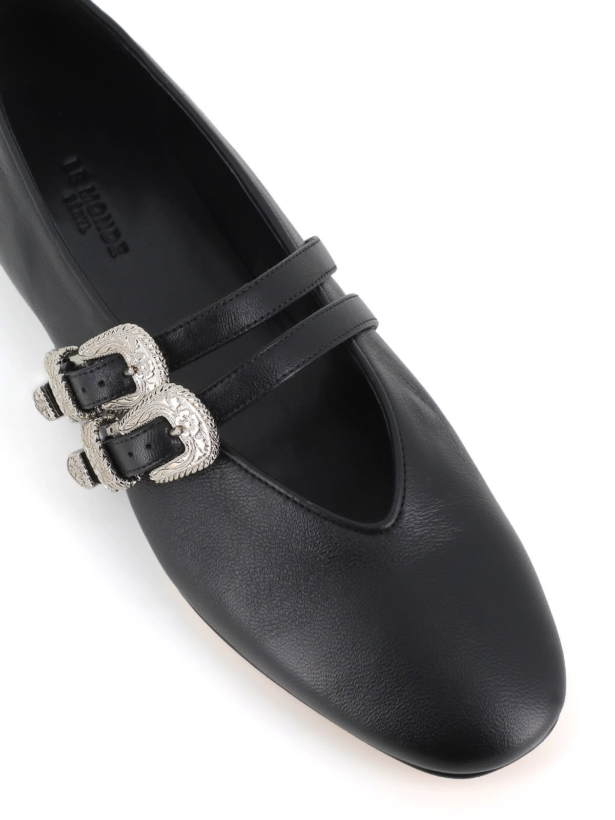 Shop Le Monde Beryl Ballerin Claudia In Black