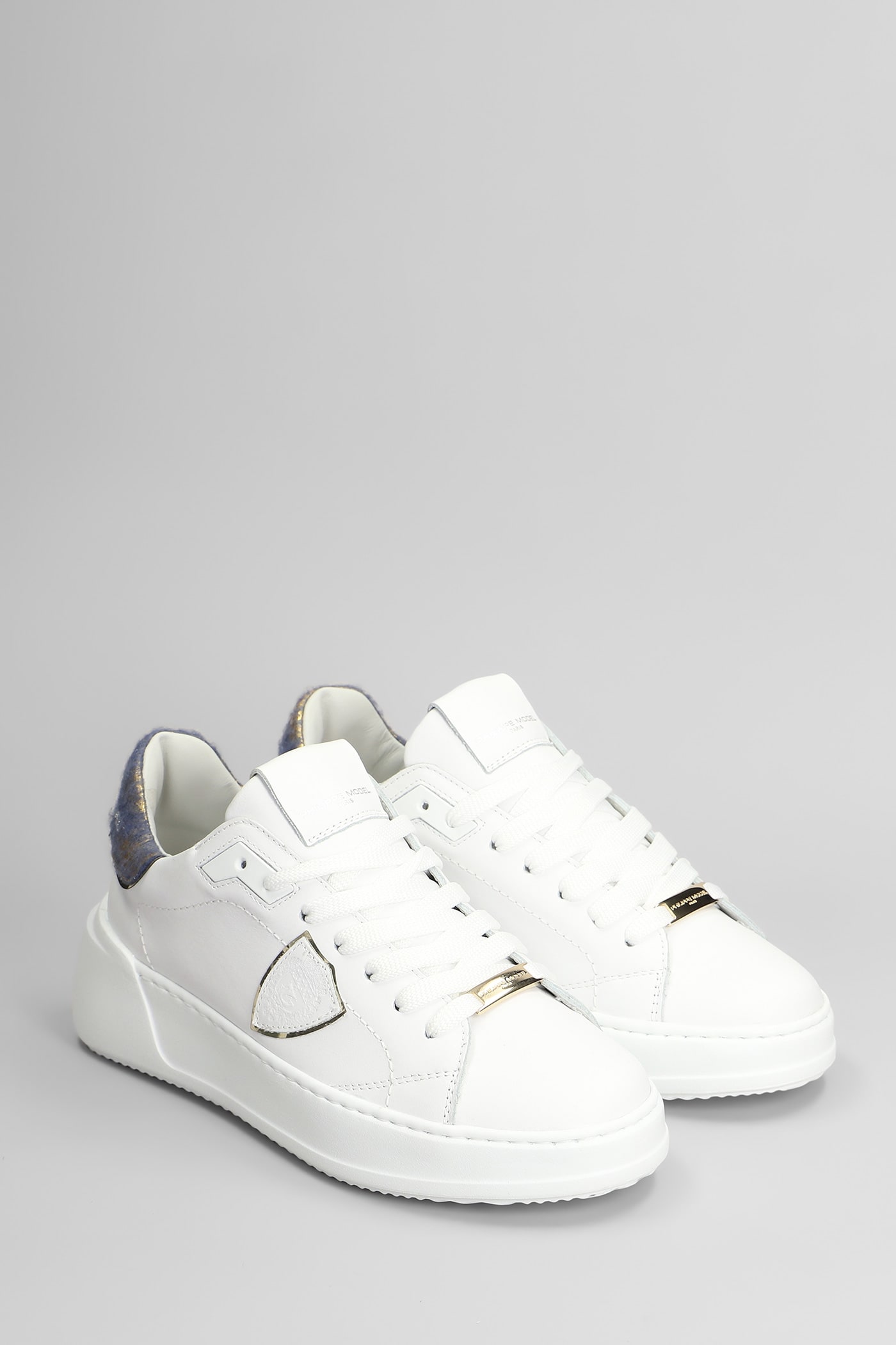 PHILIPPE MODEL TRES TEMPLE LOW SNEAKERS IN WHITE LEATHER 