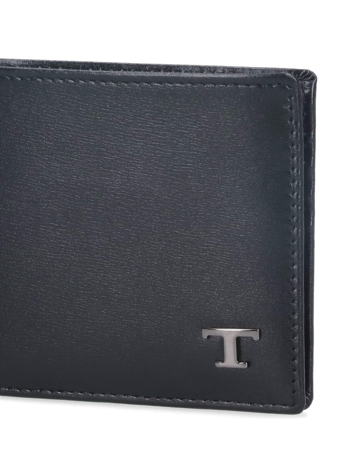 Shop Tod's Bifold Logo Wallet In Black