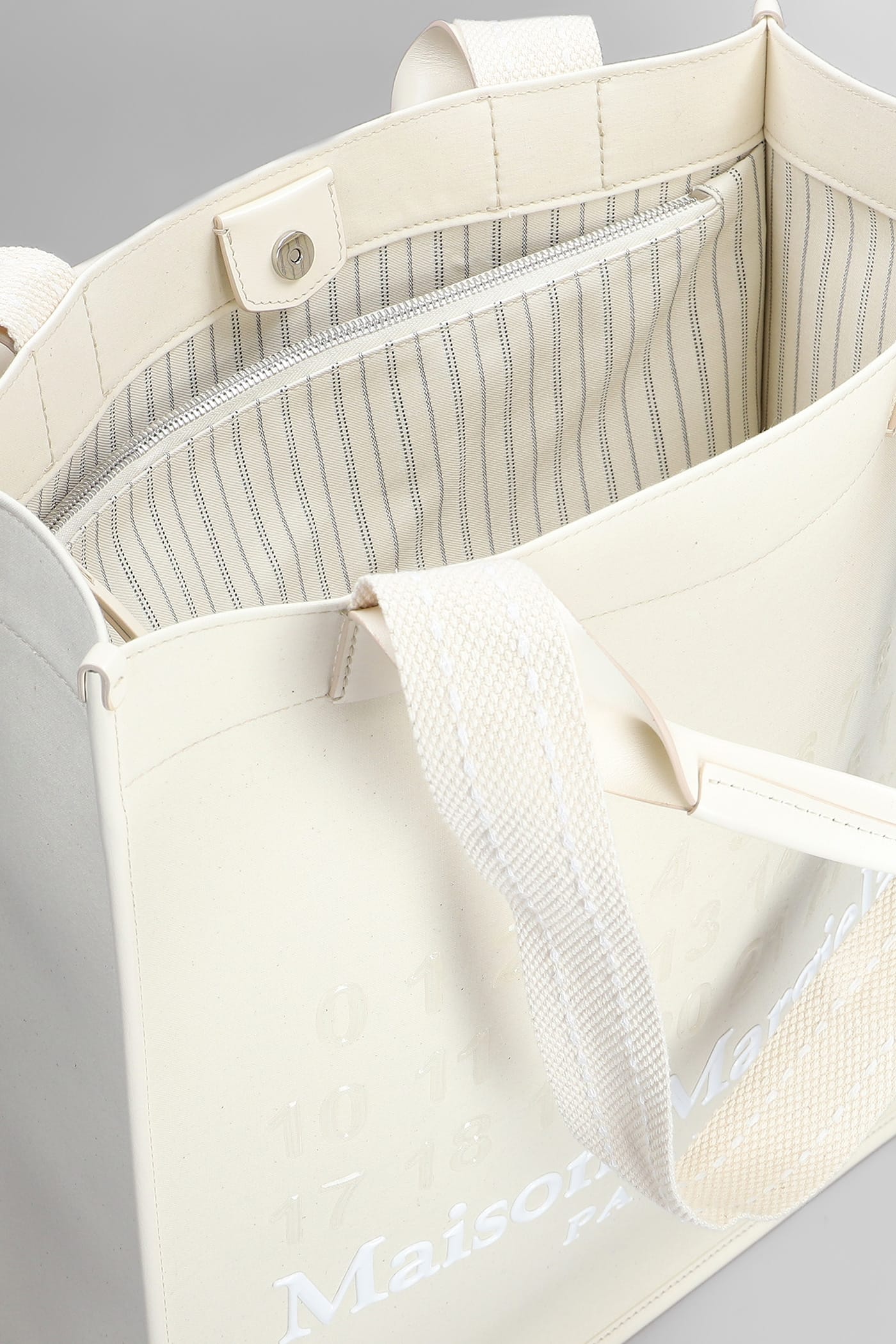 Maison Margiela Tote In Beige Cotton