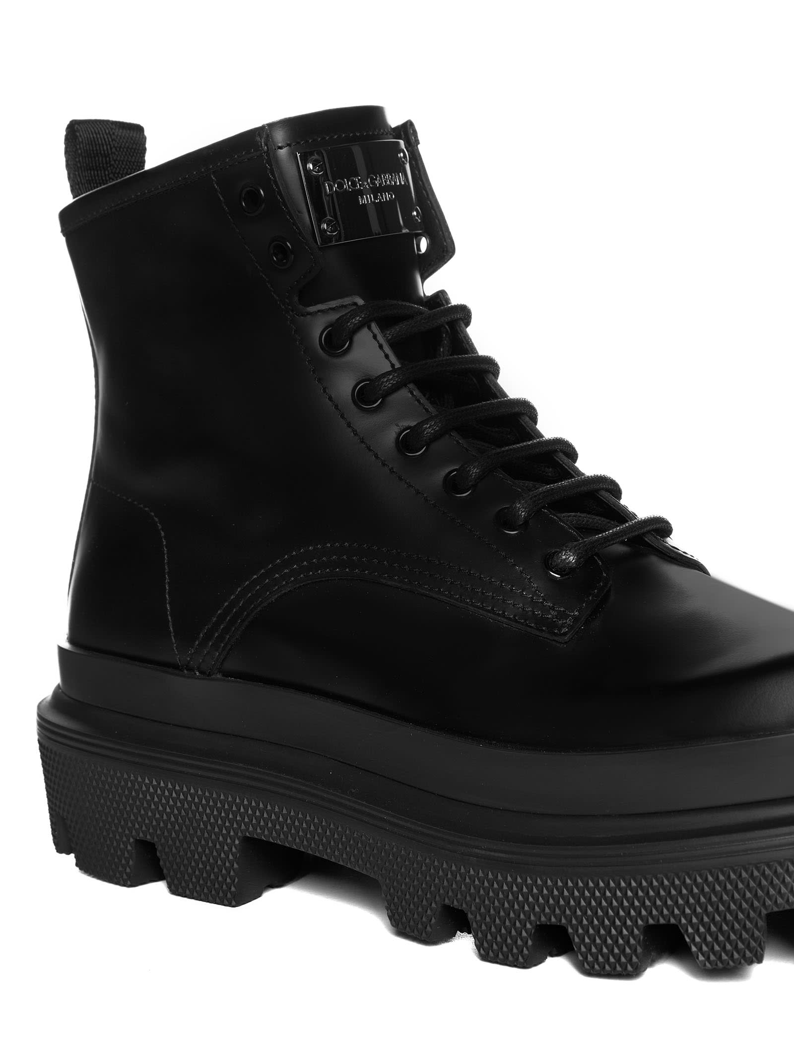 Dolce & Gabbana Studded Calfskin Hi-trekking Ankle Boots In Nero