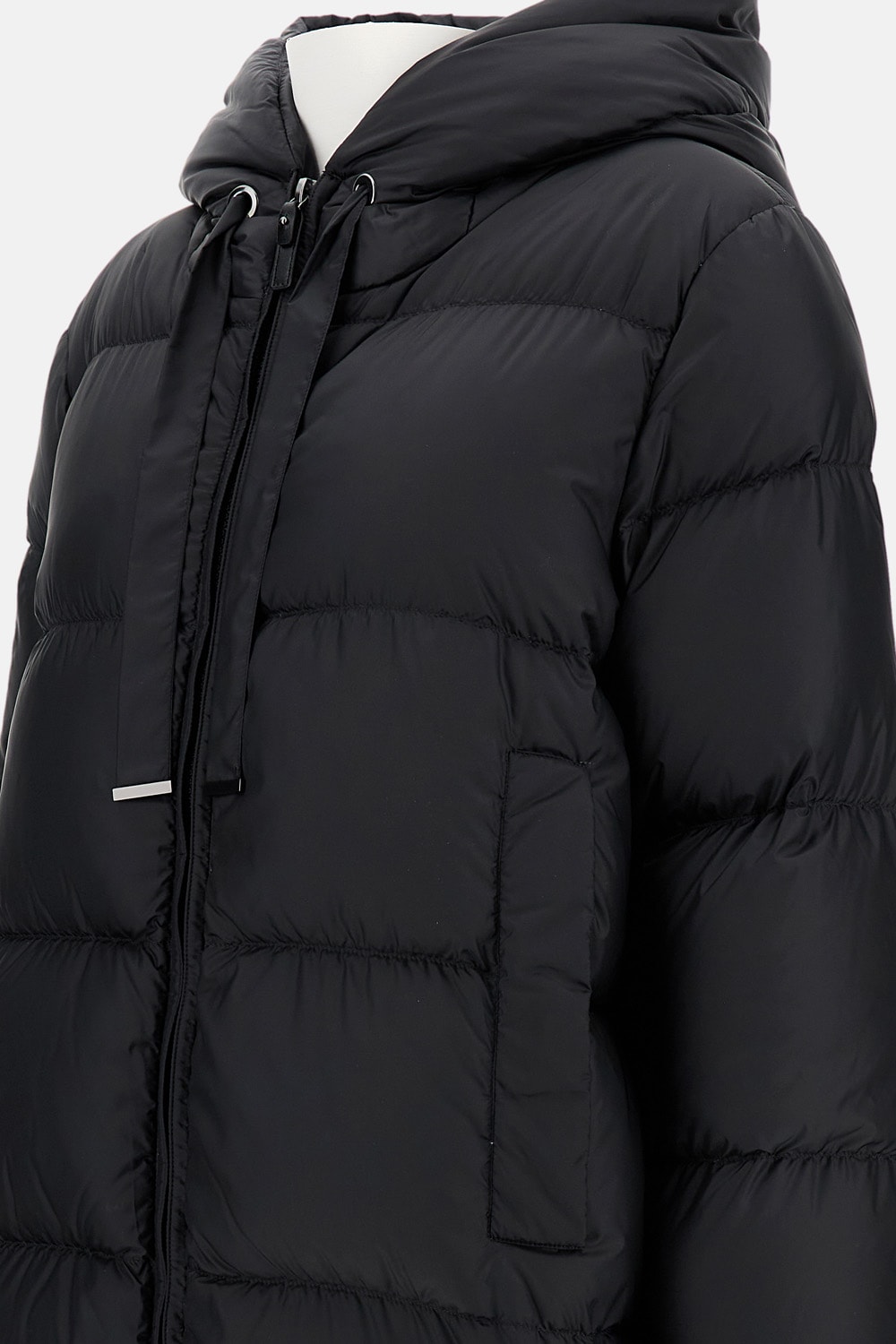 Max Mara The Cube Seia Down Jacket In Black