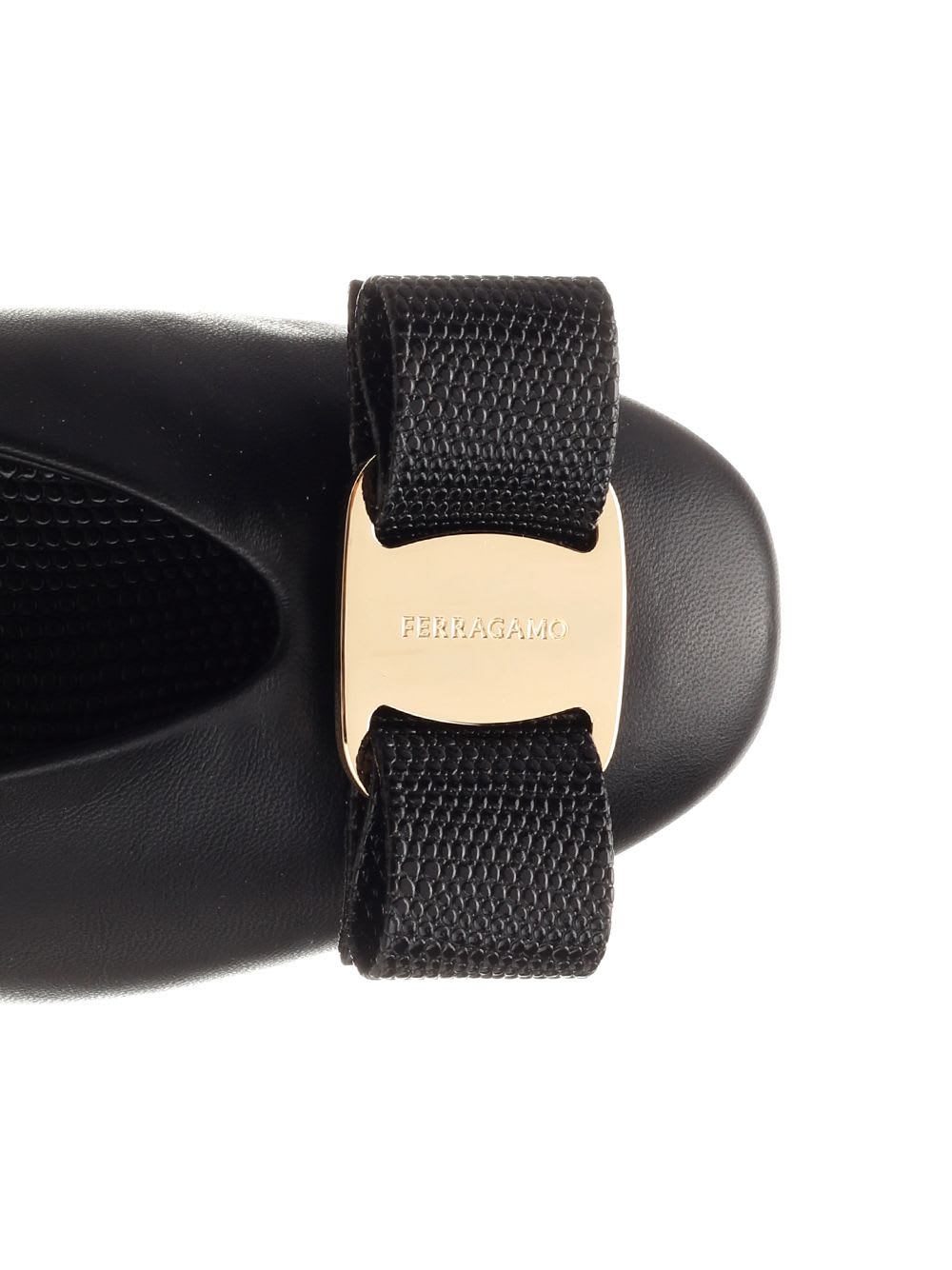 Shop Ferragamo Vara Bow Ballerina In Black