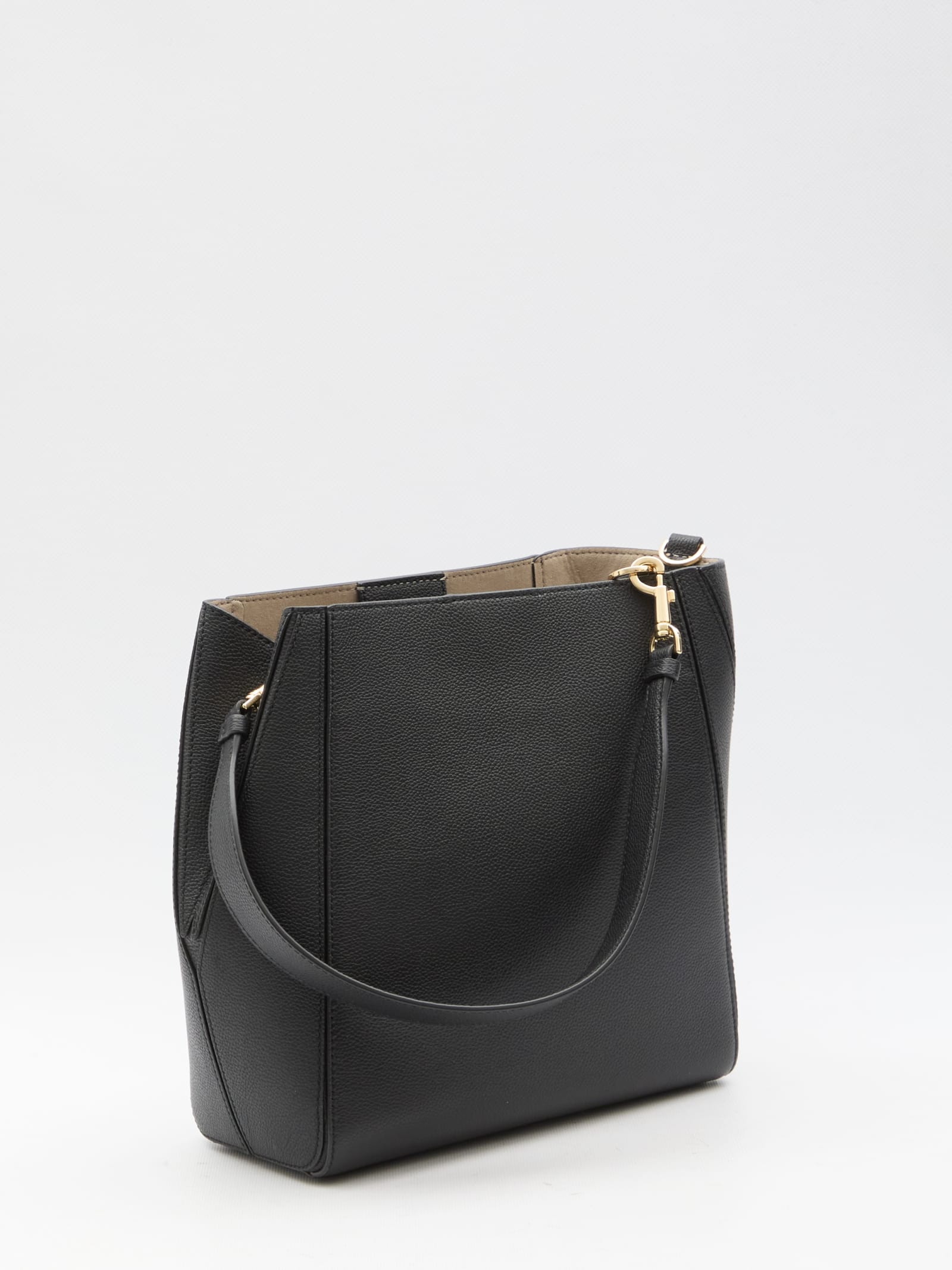 Shop Tory Burch Mcgraw Bucket Bag In Black