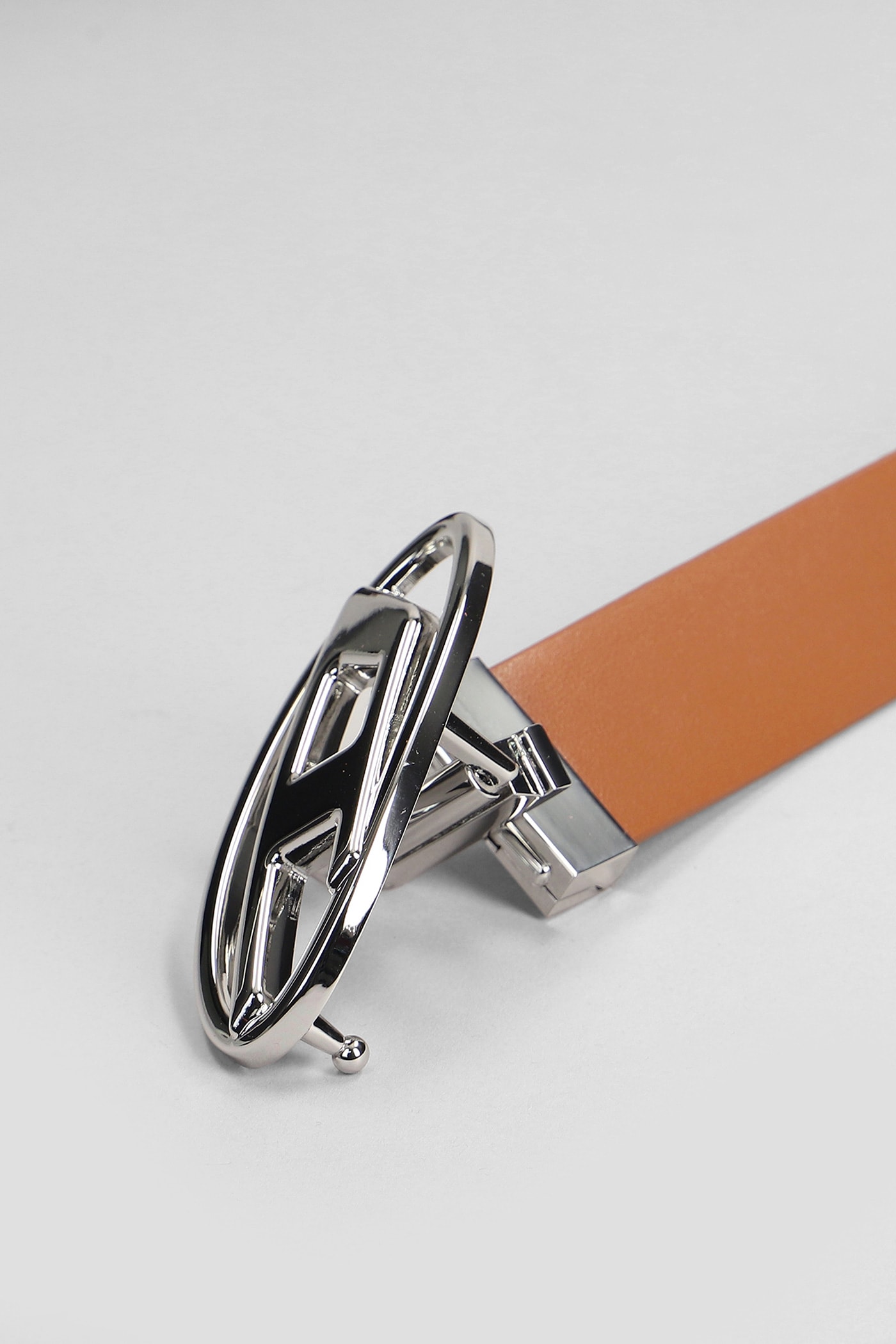 Diesel B 1dr W Belts In Cognac