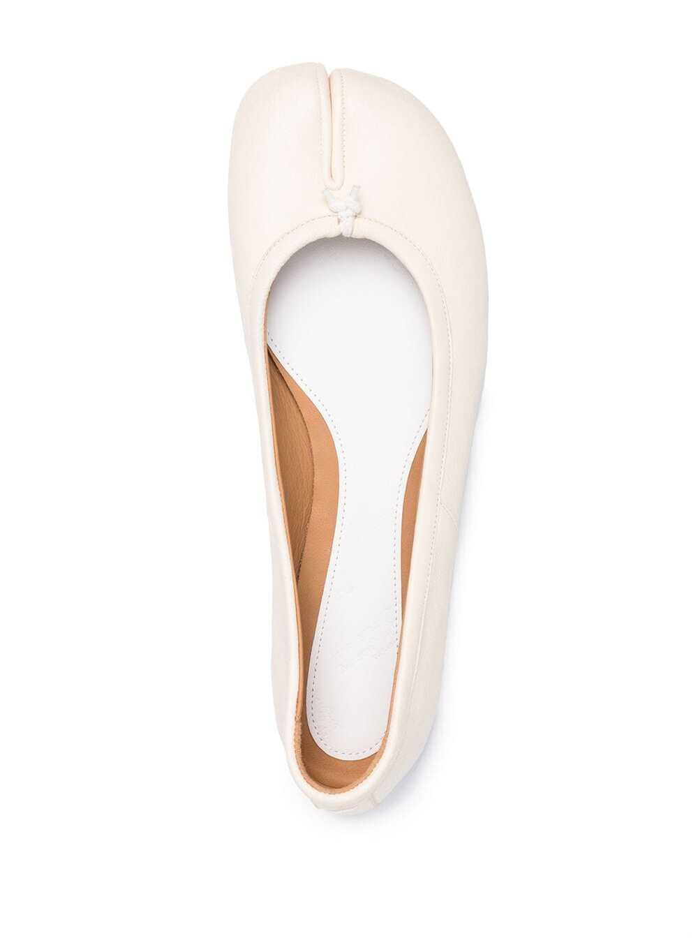Shop Maison Margiela Tabi White Ballerina Flats With Split-toe In Nappa Leather Woman