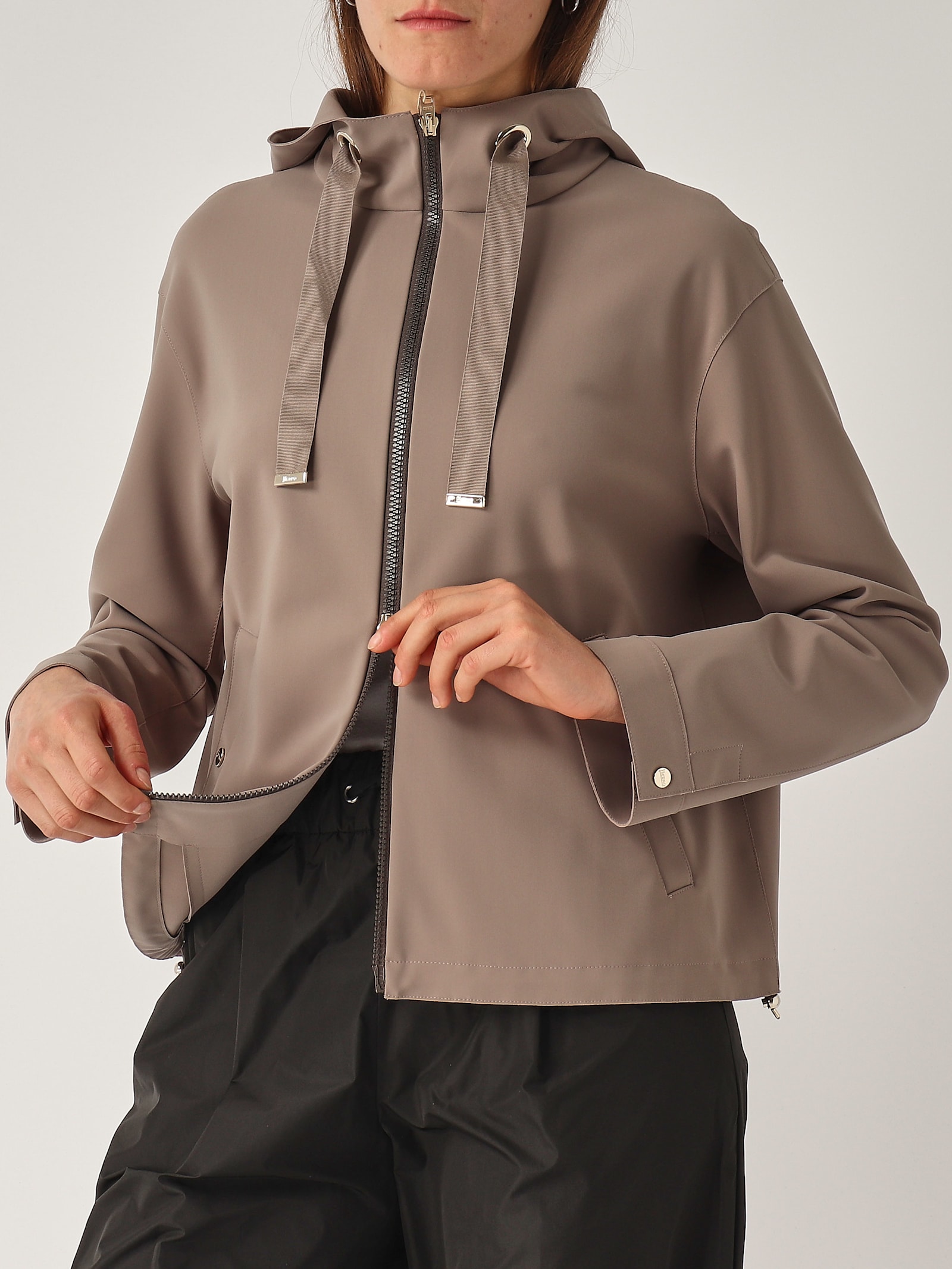 Herno Giacca Corta First Act Jacket In Tortora